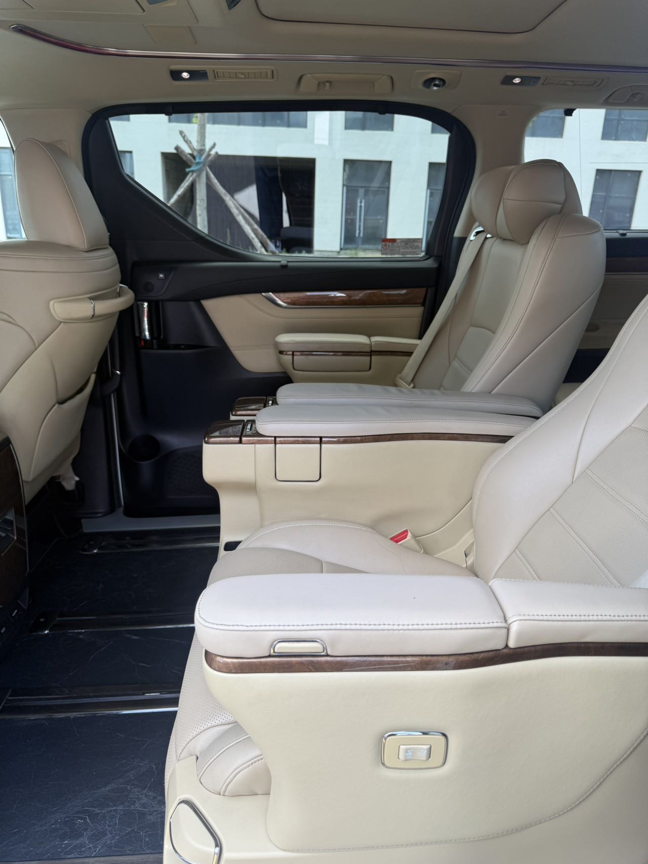 Toyota Alphard (Import) 2015 Alphard 3.5 Premium