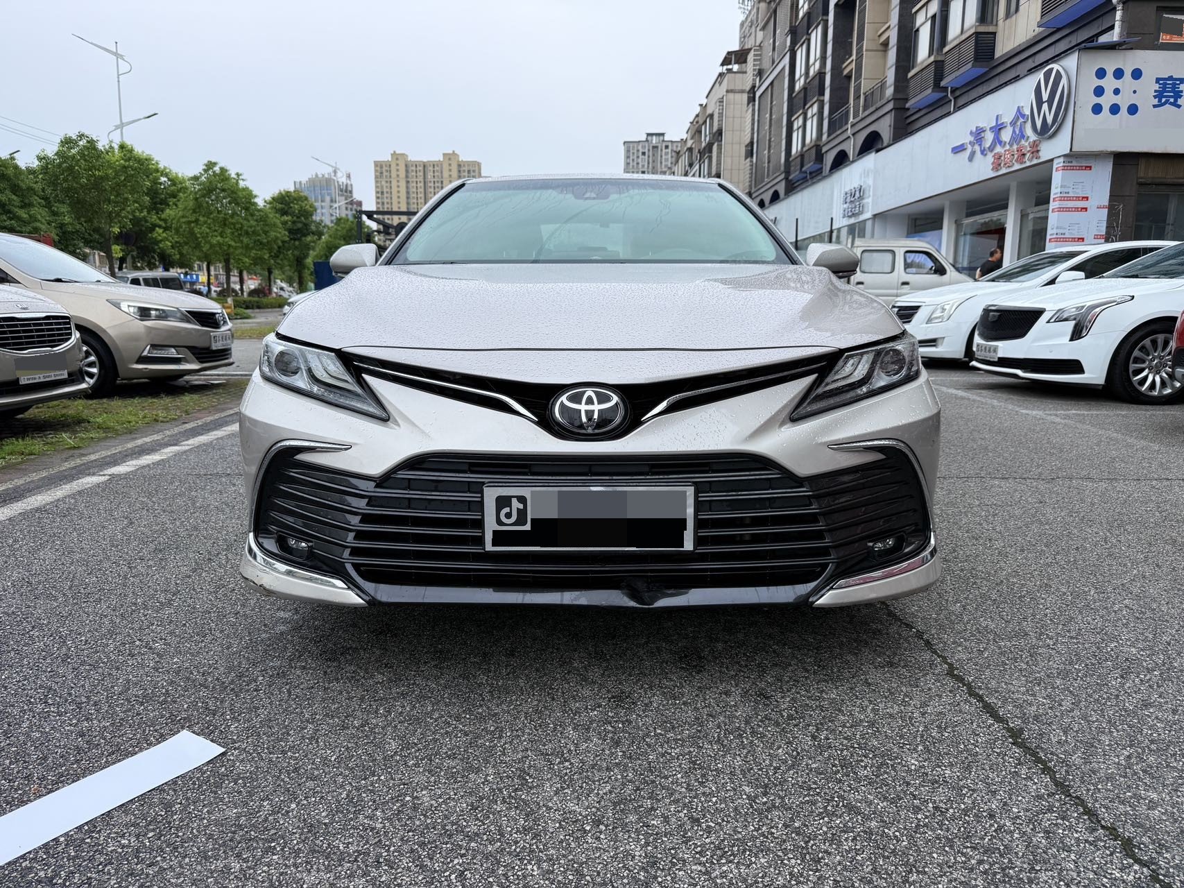 Toyota 2023 Camry 2.0G CVT Luxury Edition