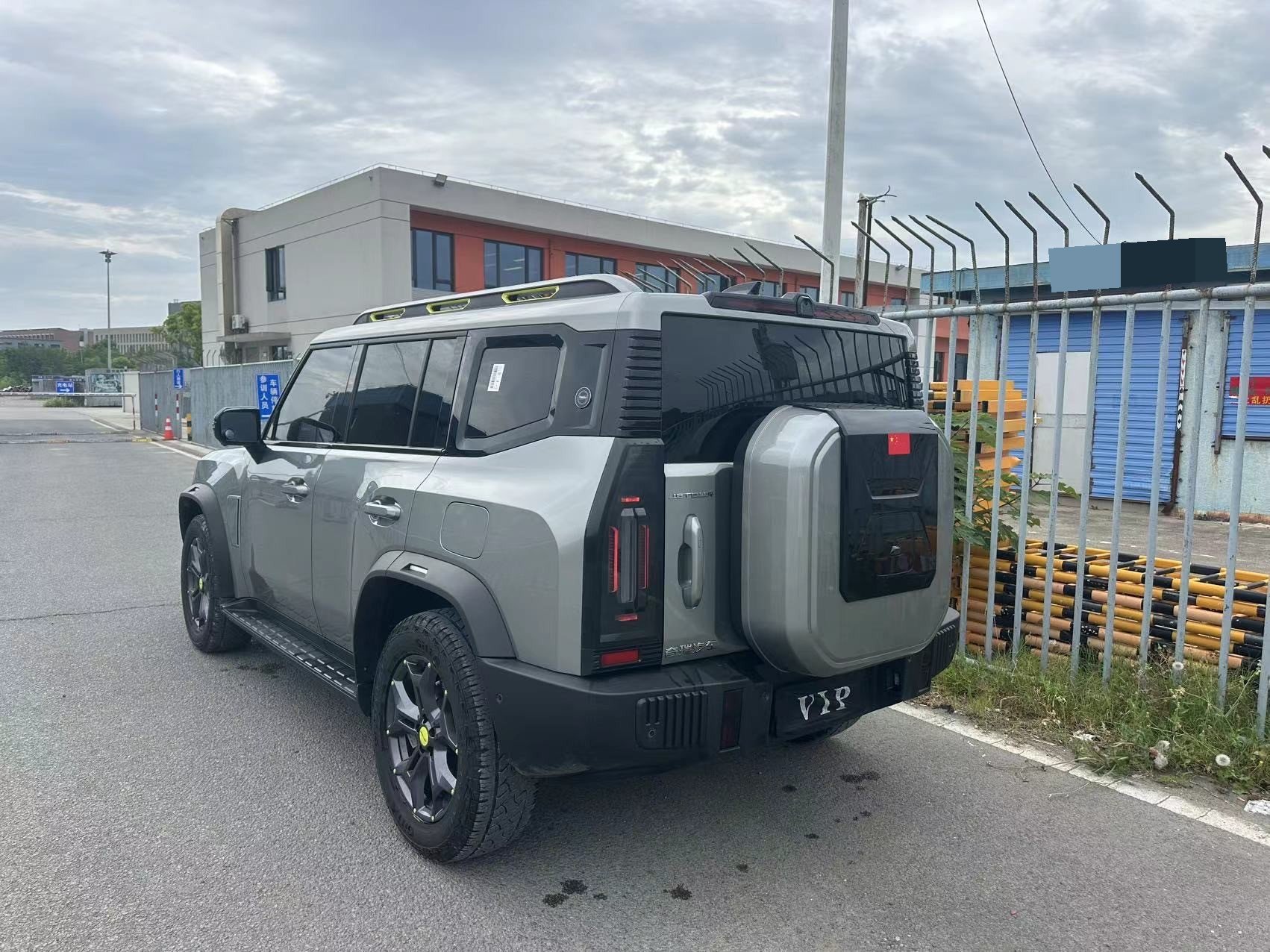 捷途 2023款 旅行者 2.0T 四驱穿越PRO+