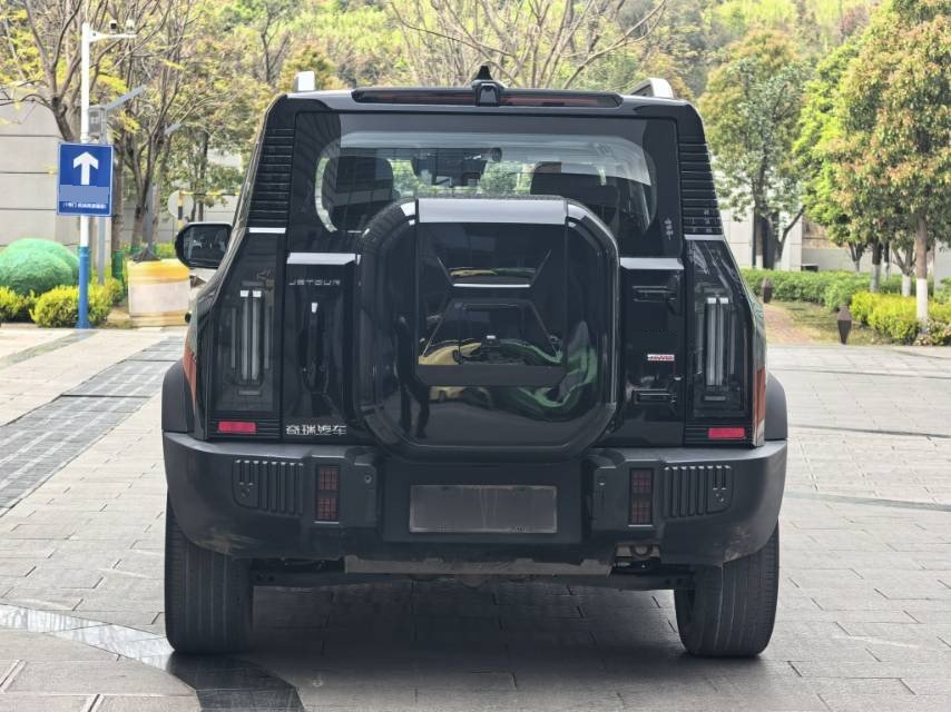 JETOUR 2023 Traveler 2.0T 4WD Cross PRO