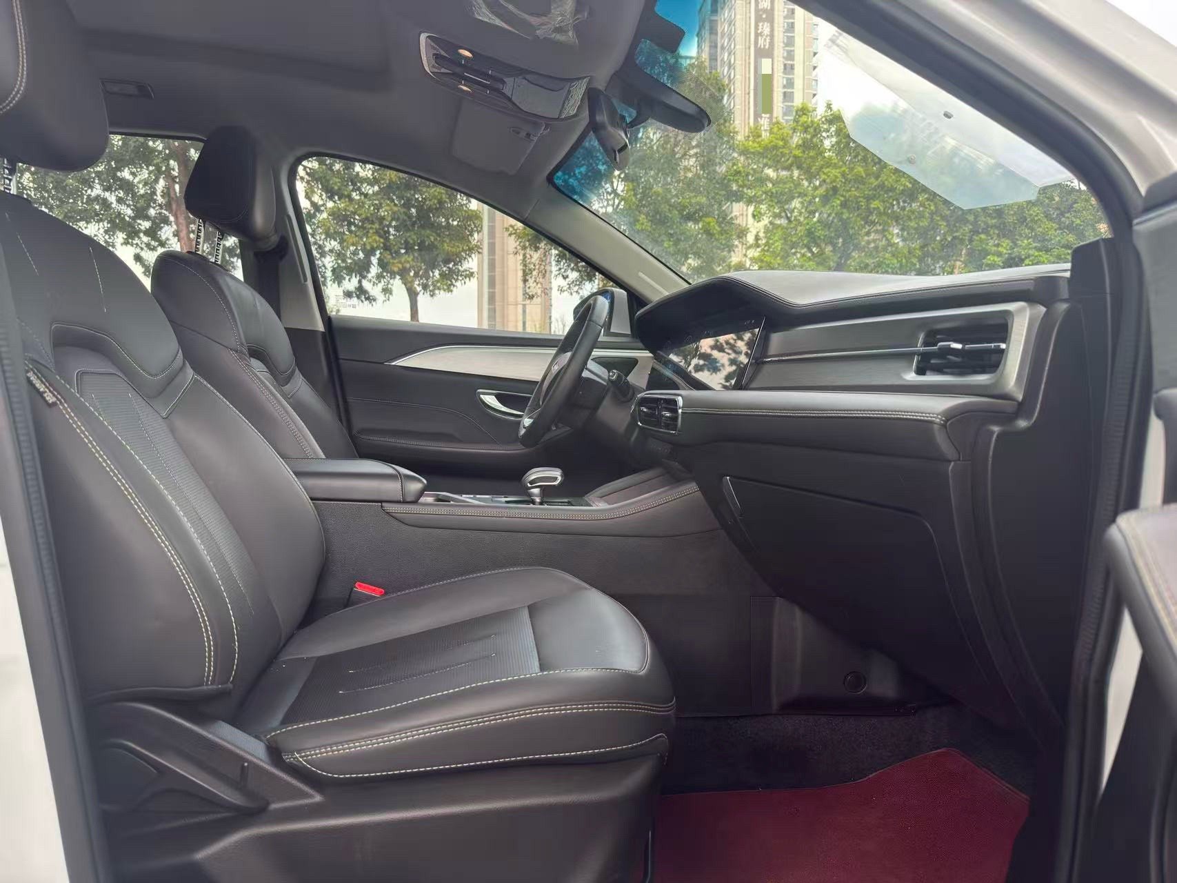 JETOUR 2023 X90 PLUS 1.6TD Flat Layer + 5 Seats