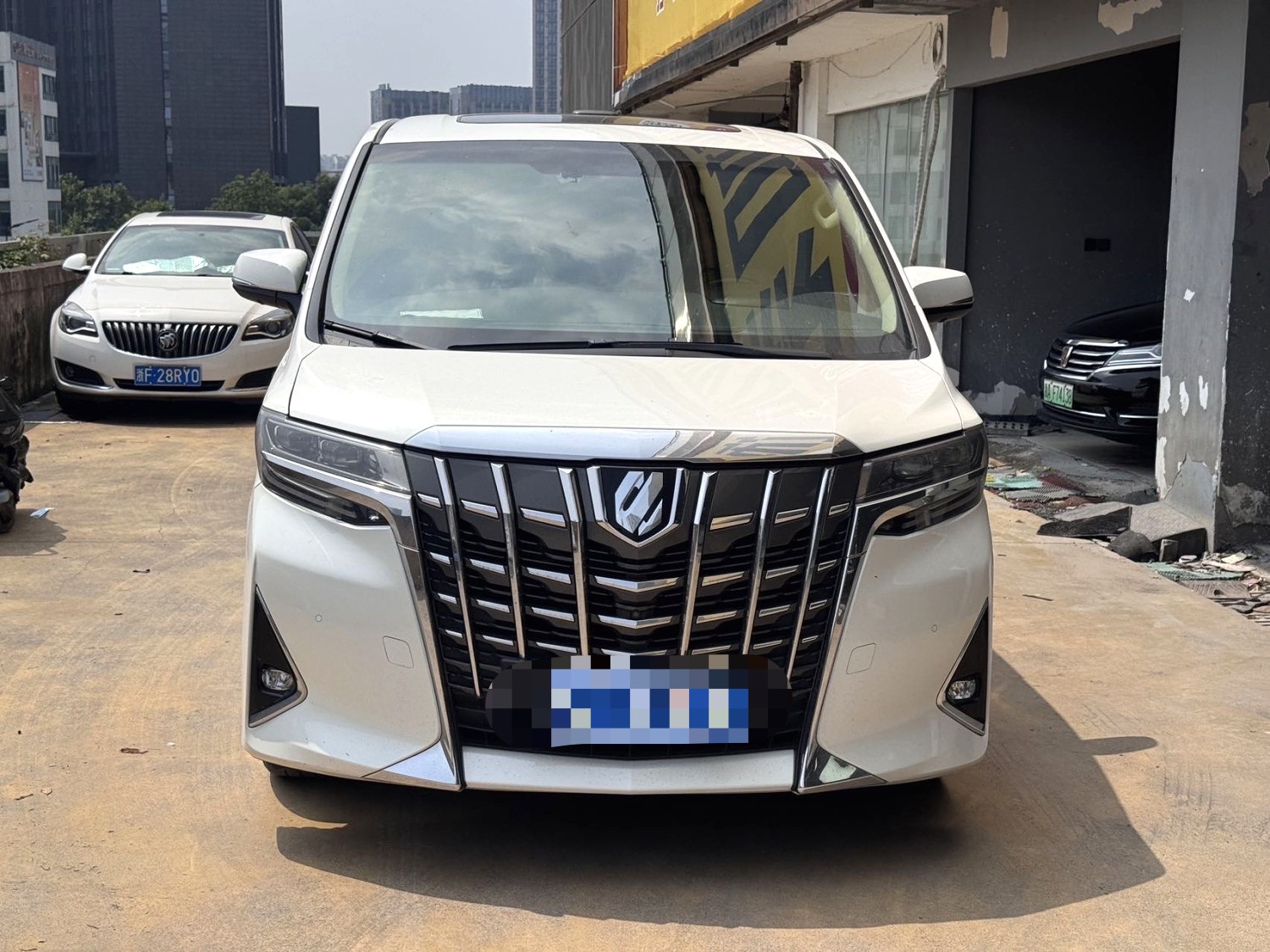 Toyota Alphard (Import) 2018 Alphard 3.5 Premium