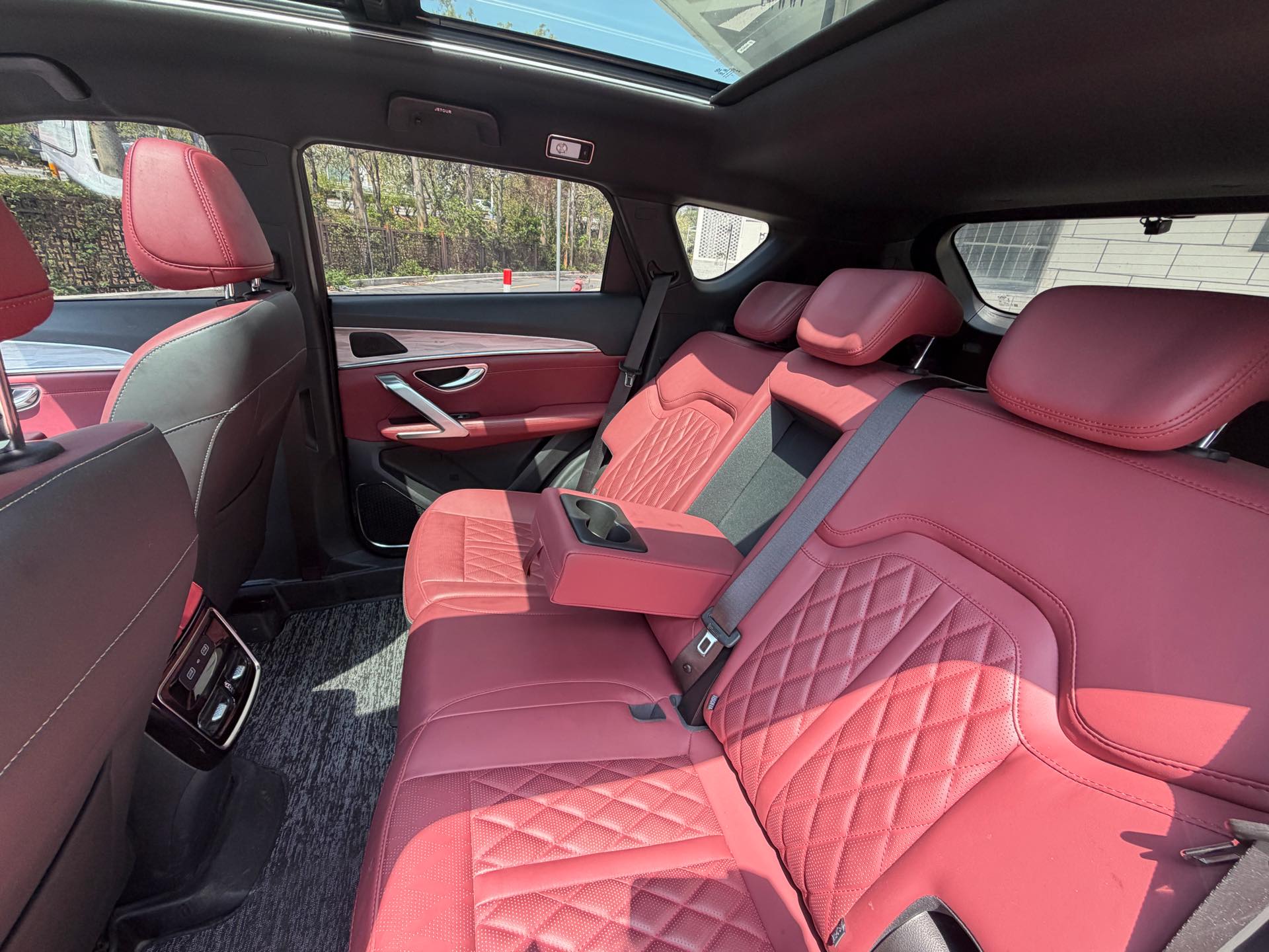 JETOUR 2023 X70 PLUS 1.5T Yongzhe PLUS 5-Seater