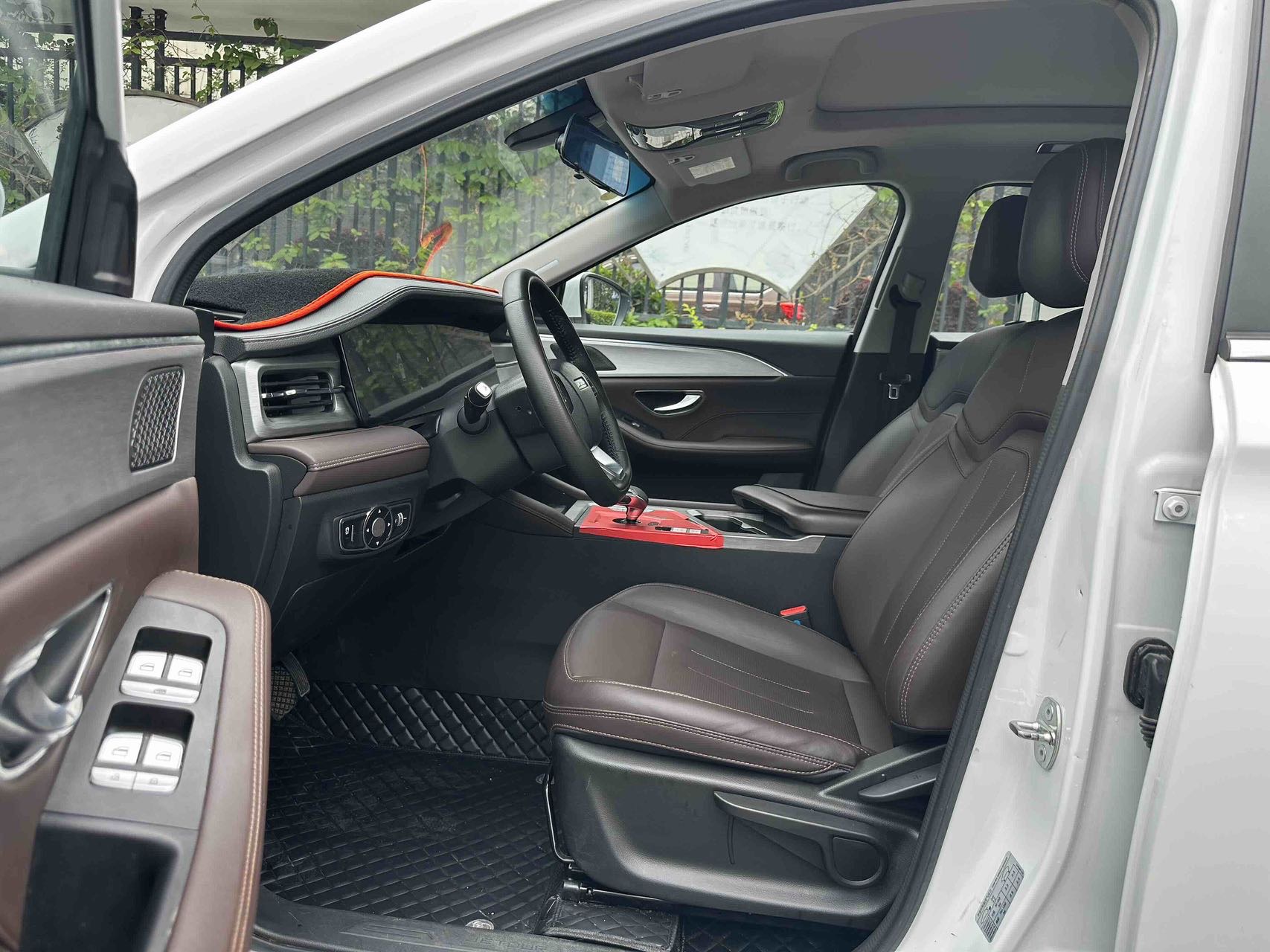 JETOUR 2024 X90 1.6T Qilin Edition 7-Seater
