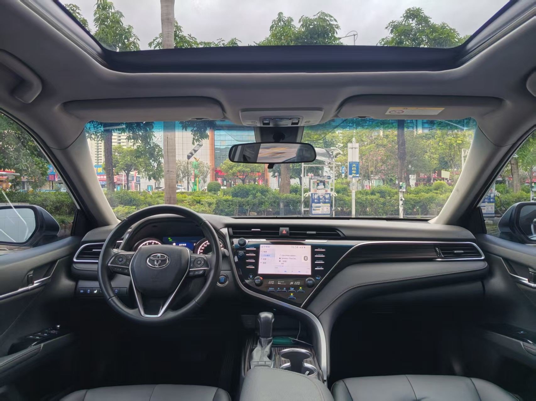 Toyota 2018 Camry 2.5G Luxury
