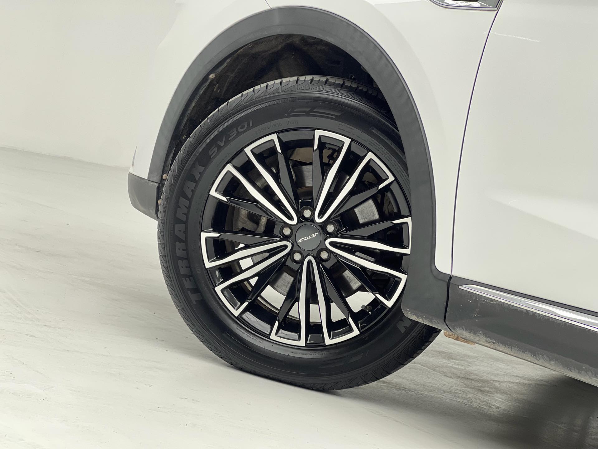 JETOUR 2021 X70 PLUS 1.5T Shan PRO 5-Seater (Facelift)