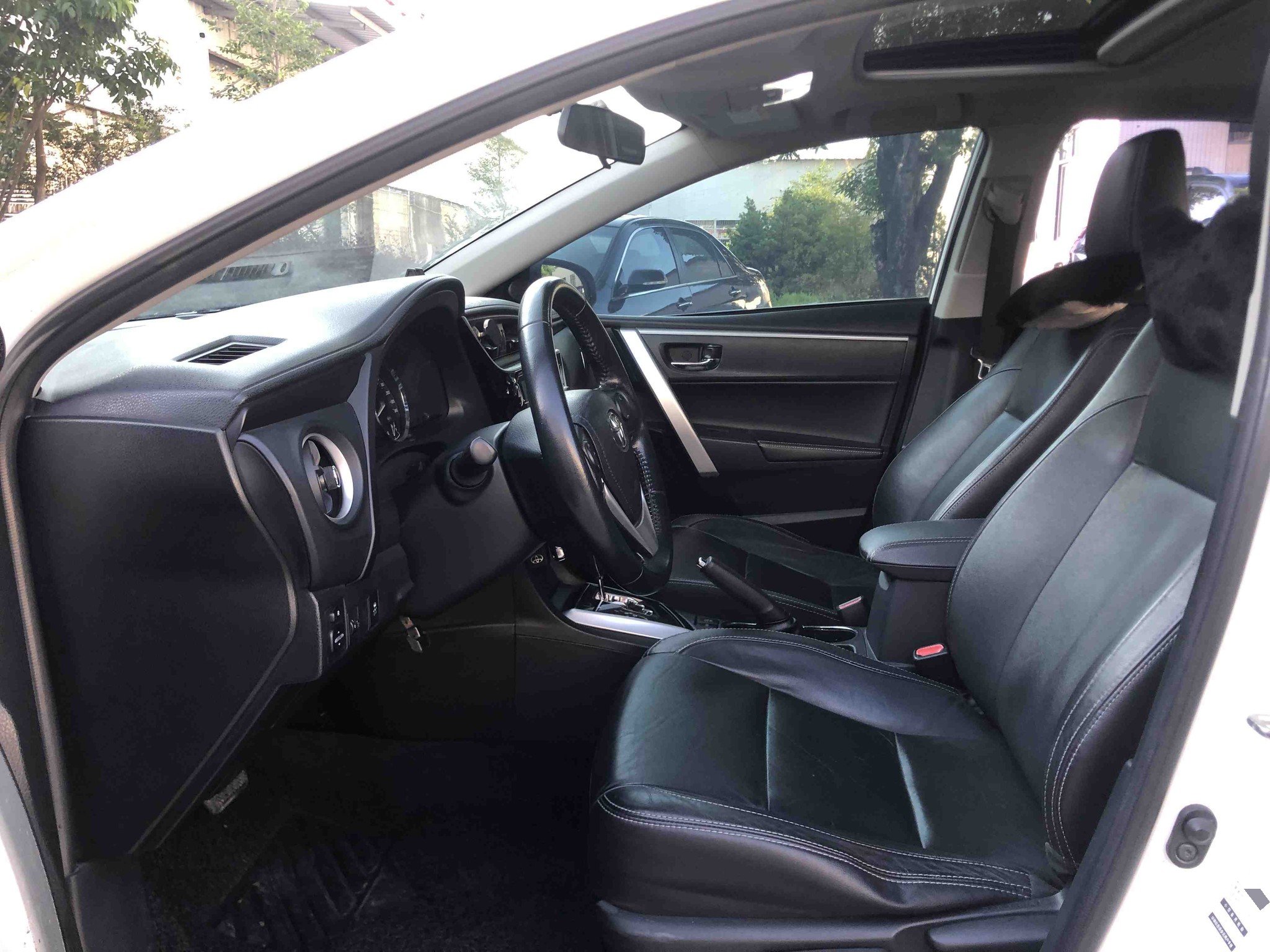 Toyota 2017 Corolla 1.2T CVT GL-i Leather Edition (Facelift)