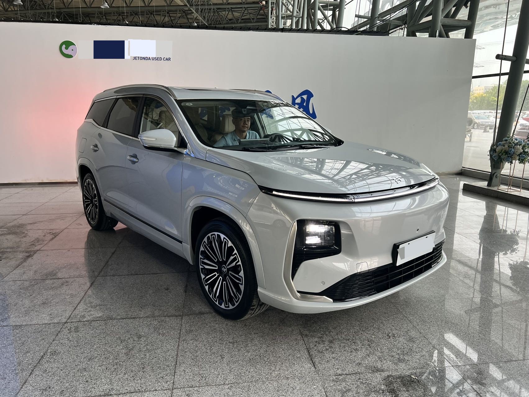 JETOUR 2025 Shanhai L9 1.5TD Flagship 6-Seater