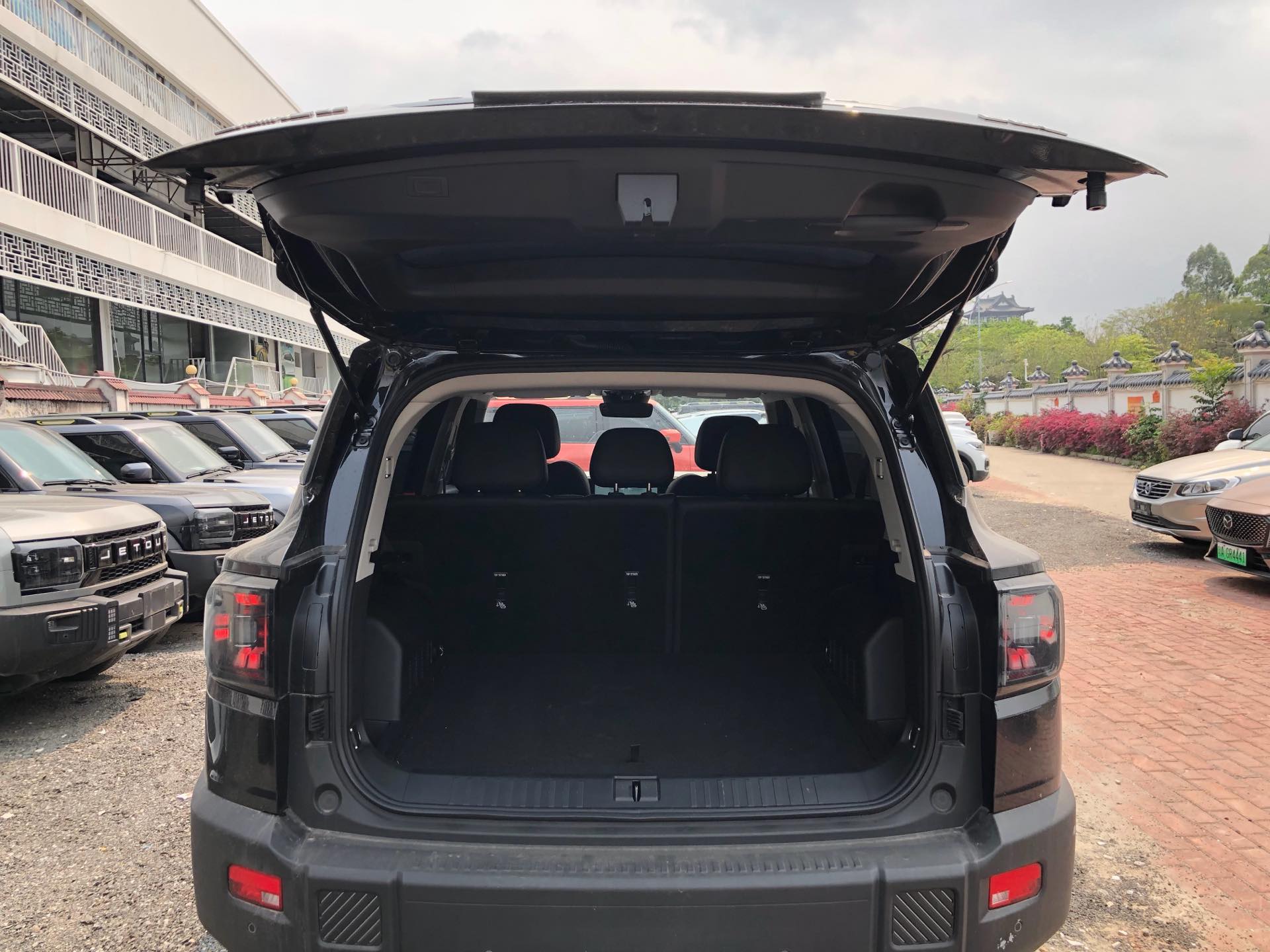 JETOUR 2025 Freedom 1.5TD Explorer