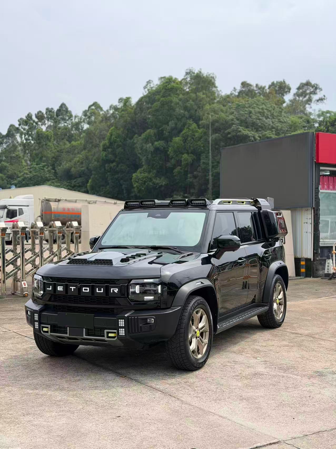 JETOUR 2023 Traveler 2.0T 4WD Cross PRO