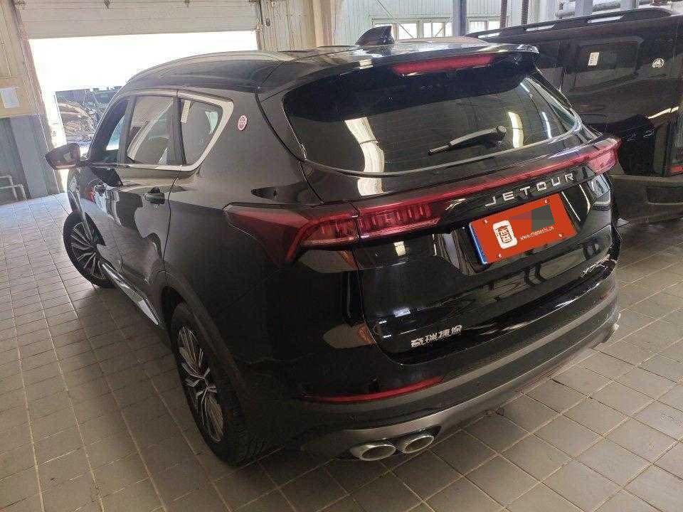 捷途 2023款 X70 1.5T 超越PRO版7座