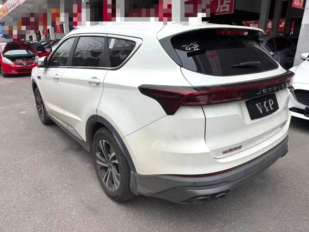 JETOUR 2021 X70 PLUS 1.5T Lin 7-Seater