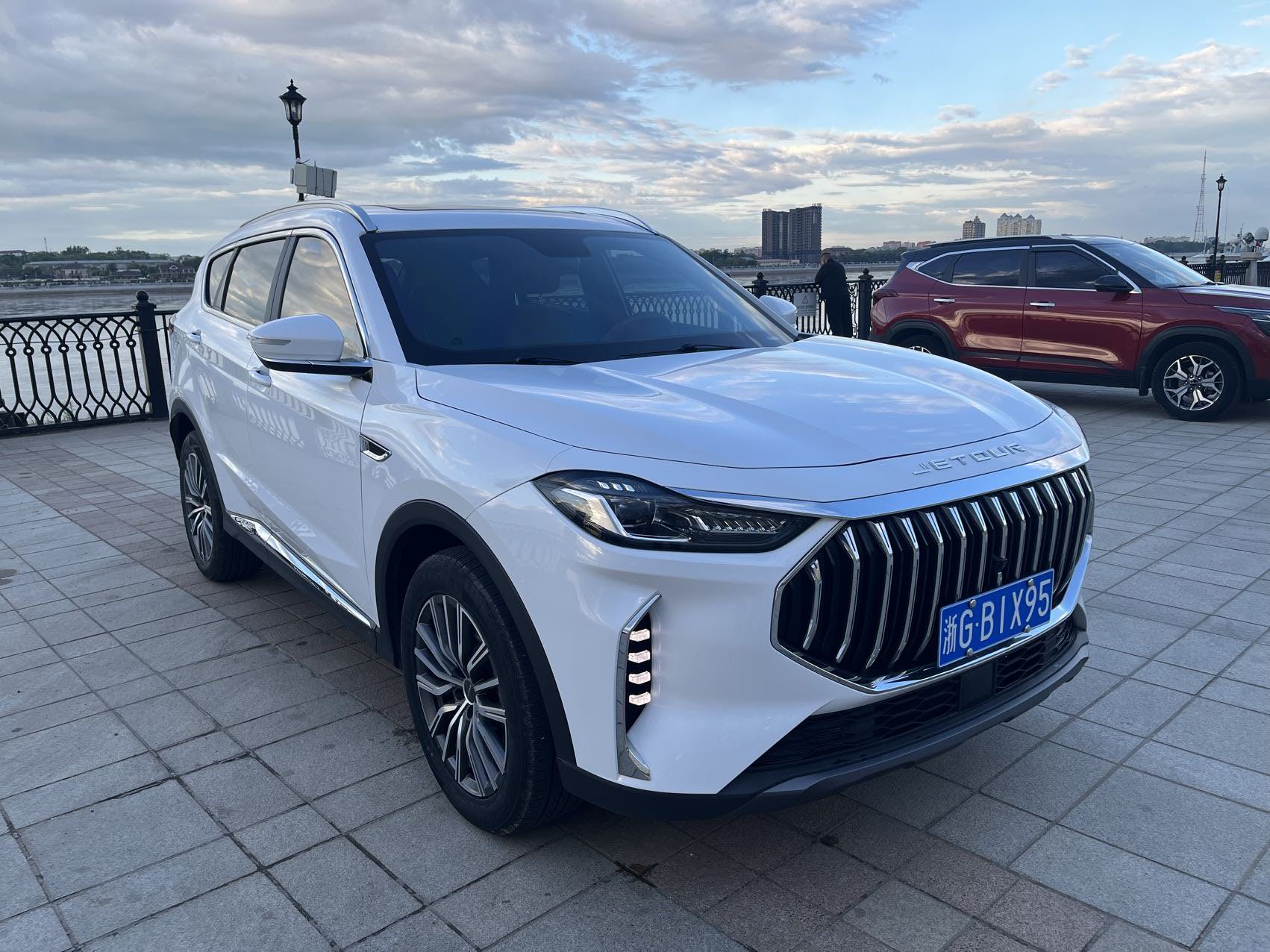 JETOUR 2023 X70 PLUS 1.5T Yongzhe PLUS 5-Seater