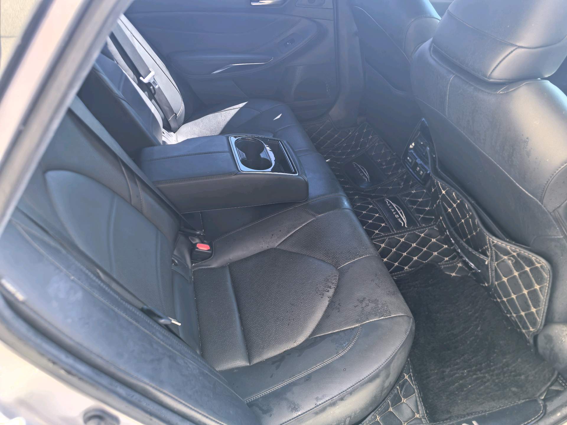 Toyota 2019 Avalon 2.0 CVT XLE Premium