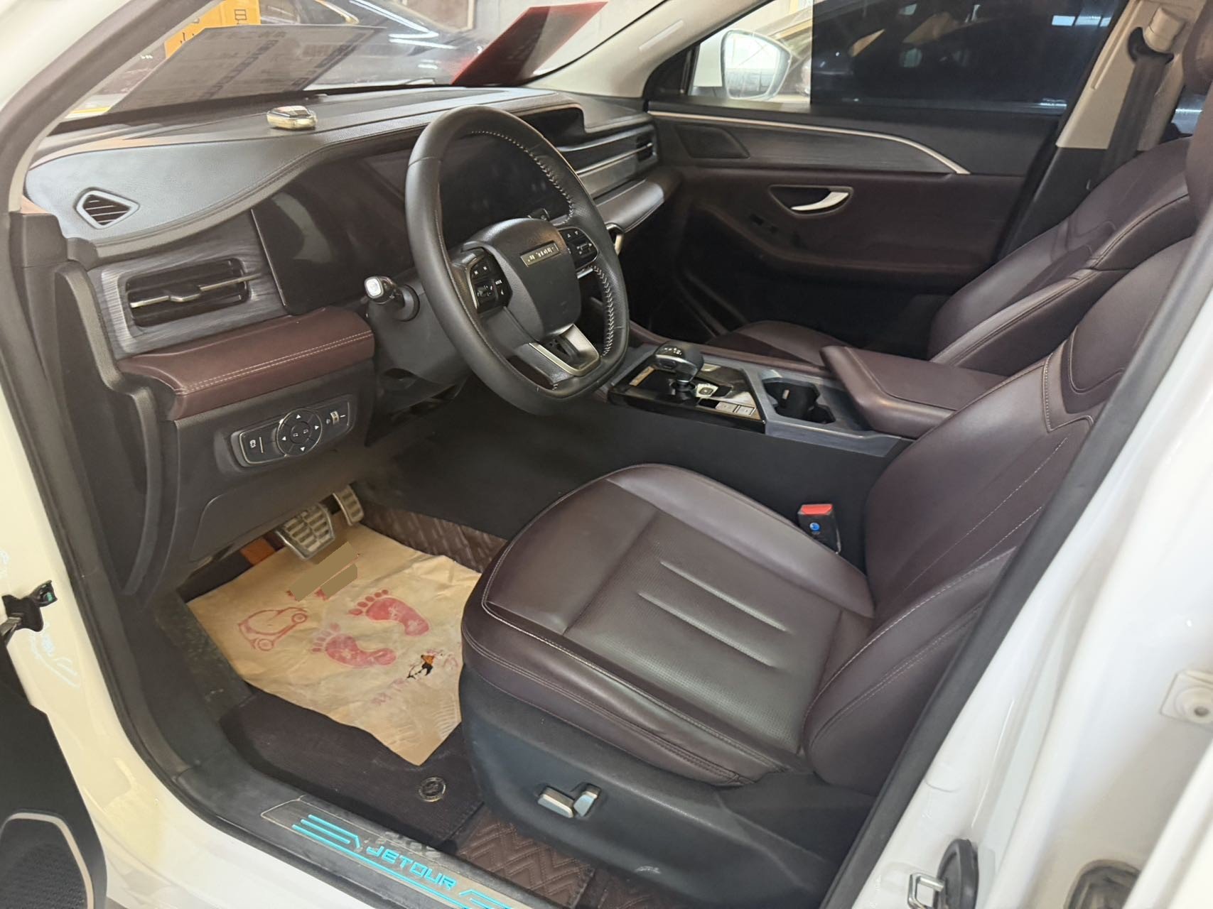 JETOUR 2024 X90 1.6T Qilin Edition 7-Seater