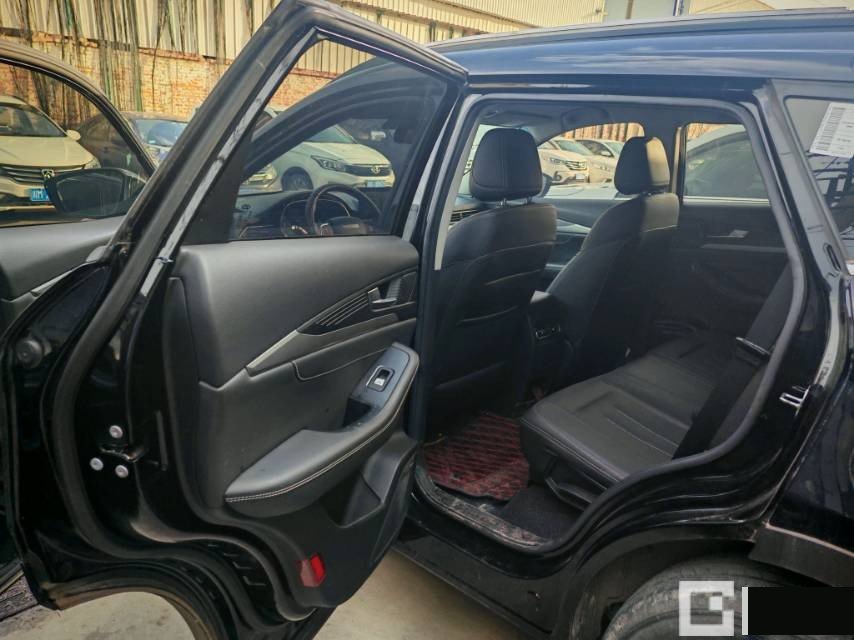 JETOUR 2023 X70 1.5T Flagship 7-Seater