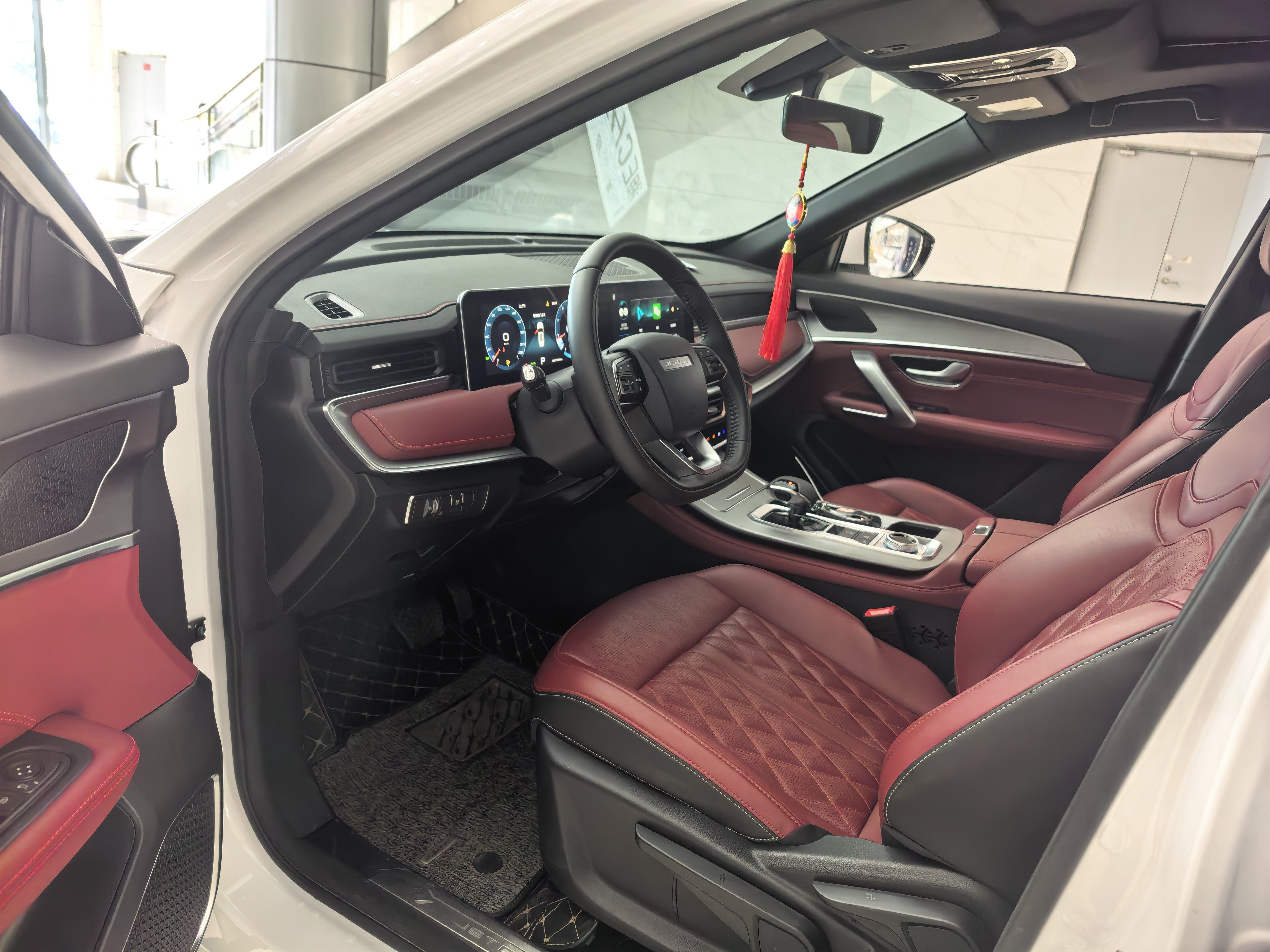JETOUR 2025 X70 PLUS 1.5T CVT Jinxiang Edition 5-Seater