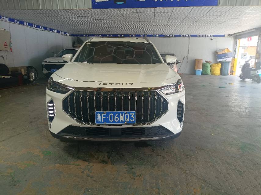 JETOUR 2023 X70 PLUS 1.5T Yongzhe PRO 7-Seater