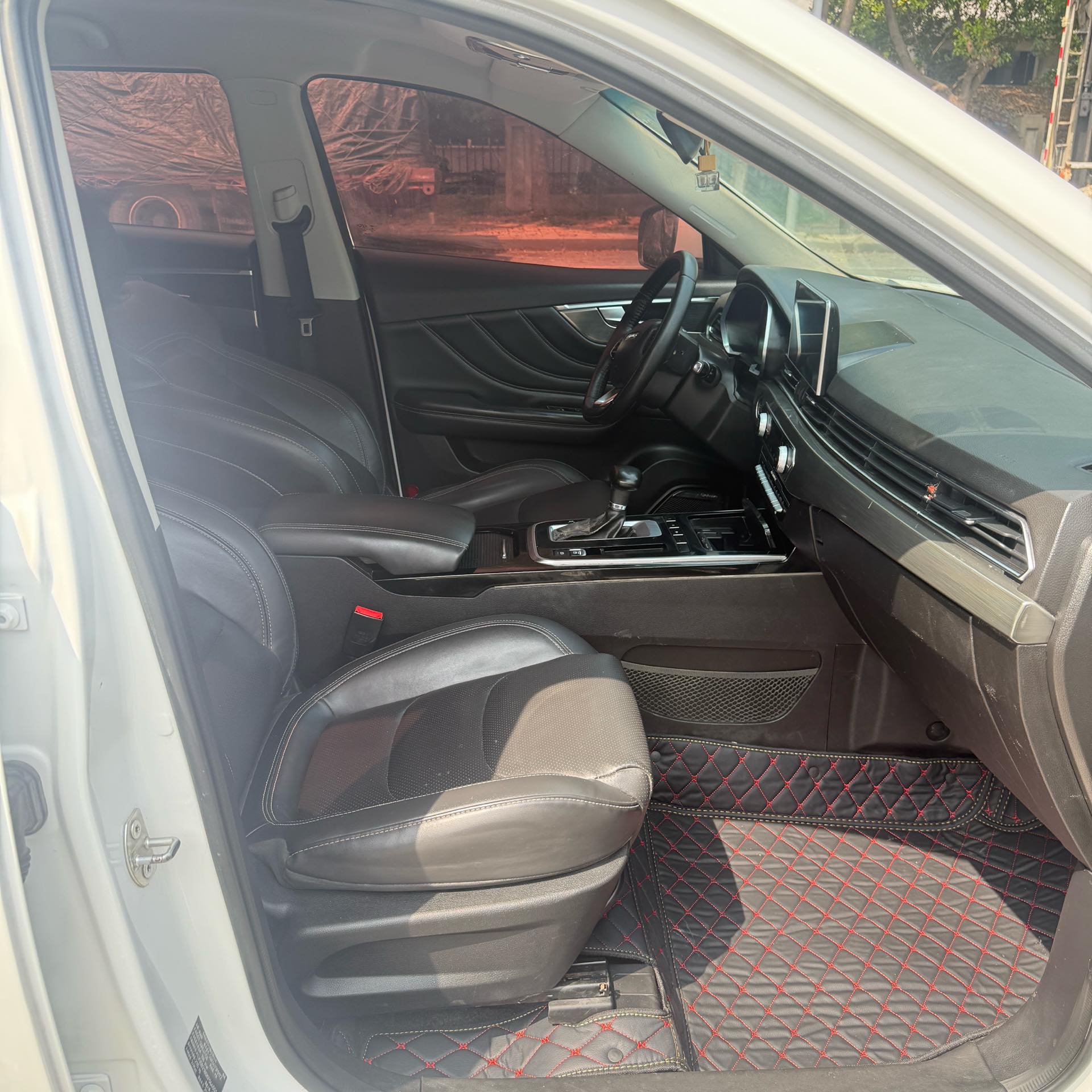 JETOUR 2019 X70S 1.5T Tantou Edition 5-Seater