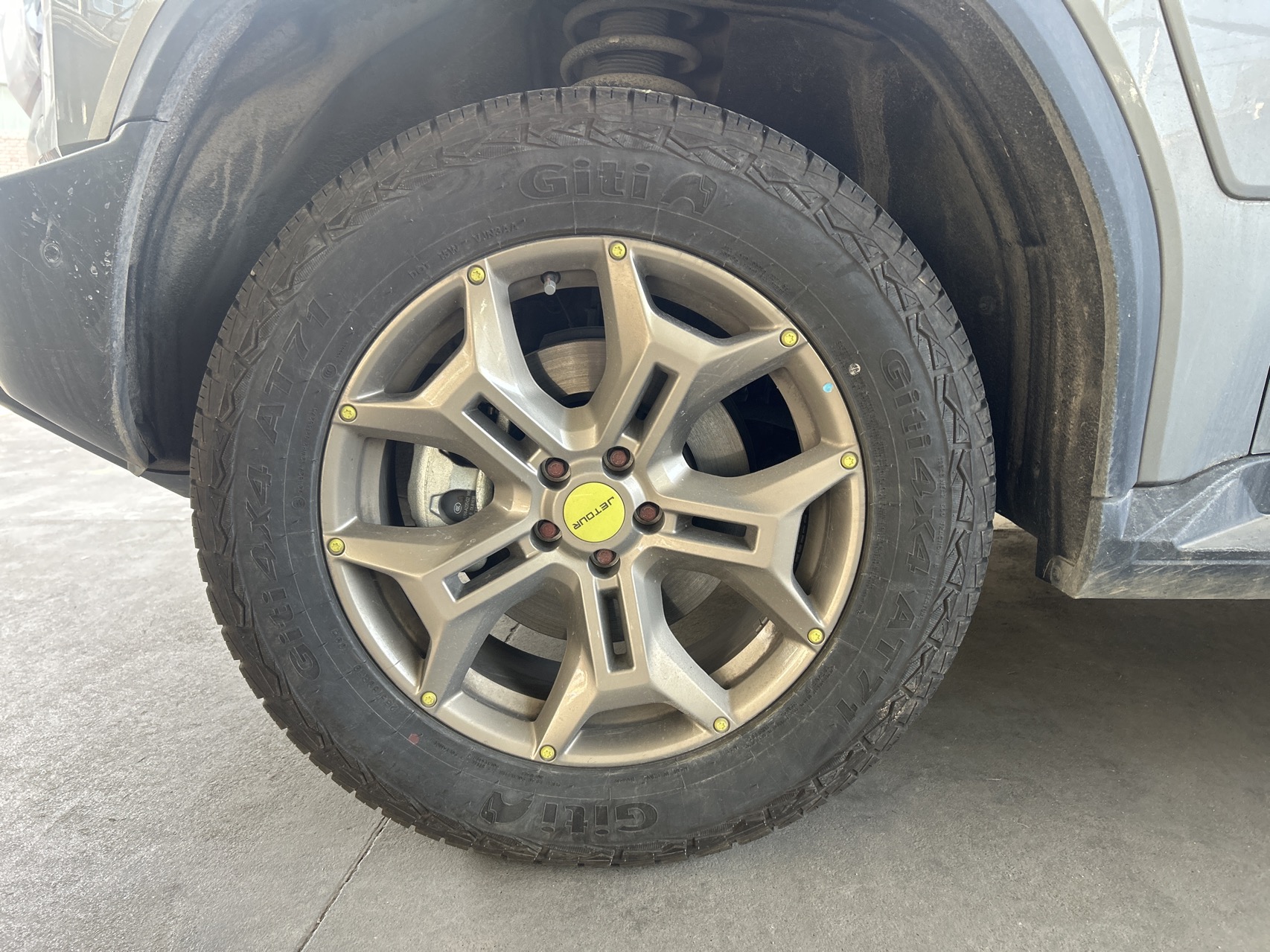 JETOUR 2023 Traveler 2.0T 4WD Conquest PRO