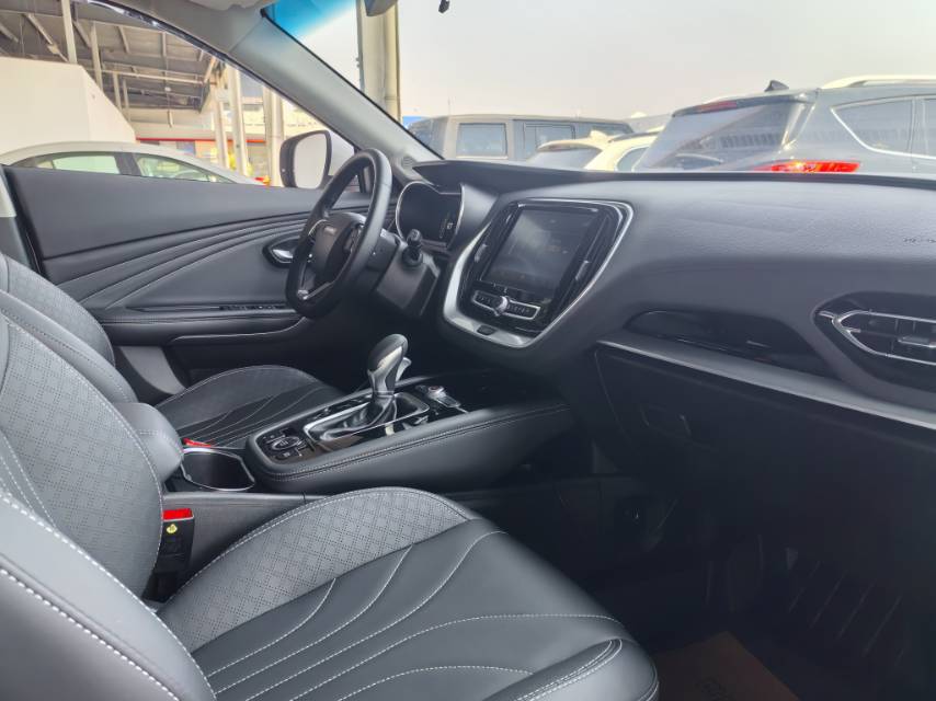 捷途 2019款 X70S 1.5T 乐途版7座