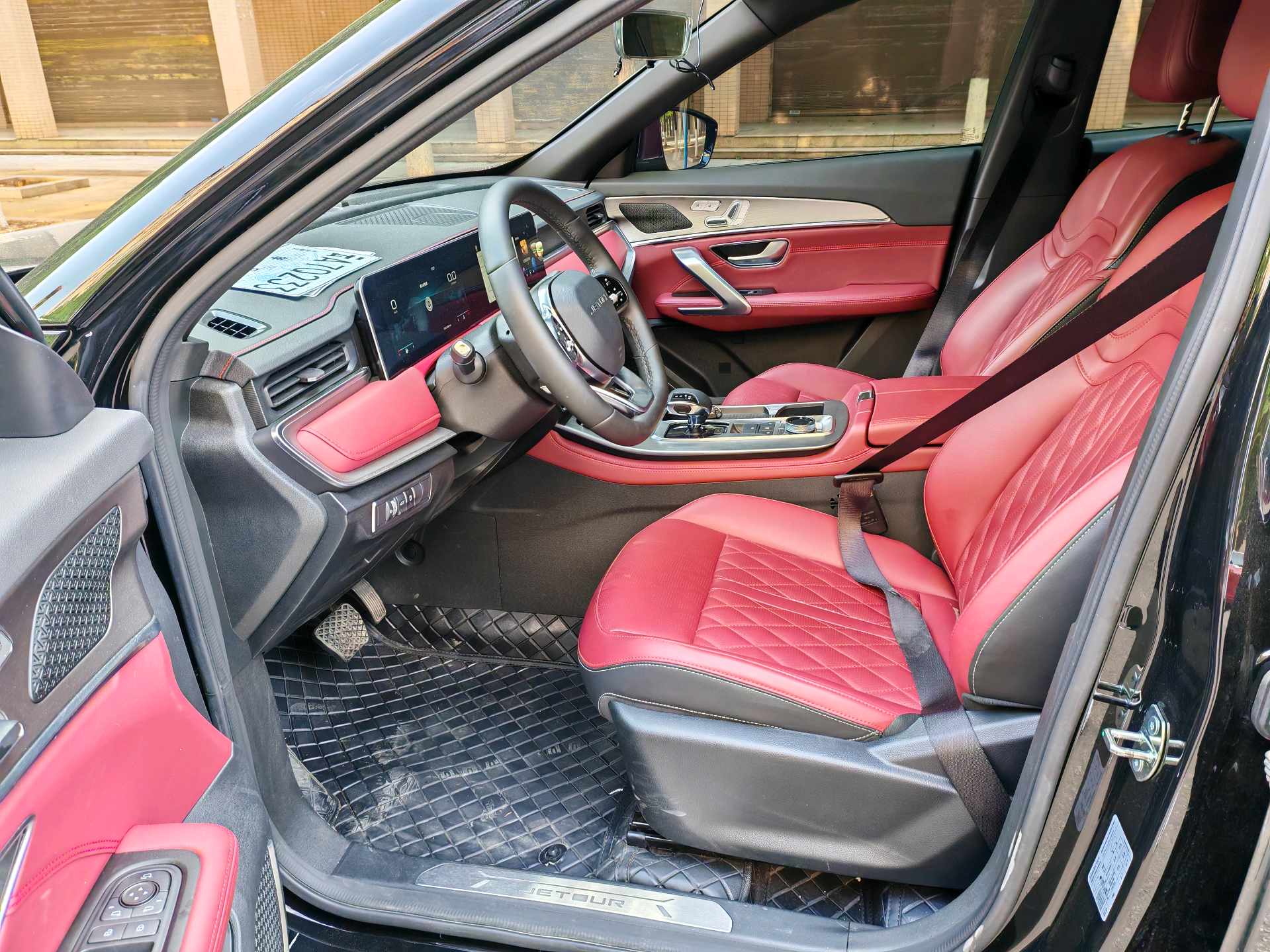 JETOUR 2025 X70 PLUS 1.5T Champion Edition MAX+ 7-Seater