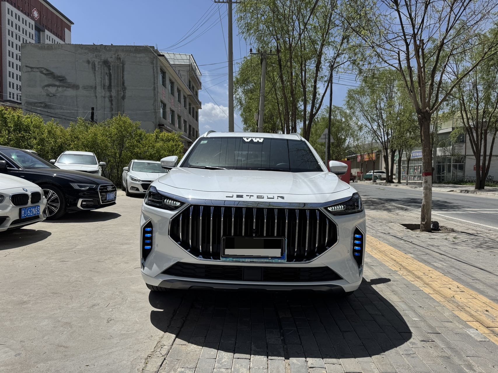 JETOUR 2023 X70 PLUS 1.6T Qiangzhe PLUS 7-Seater
