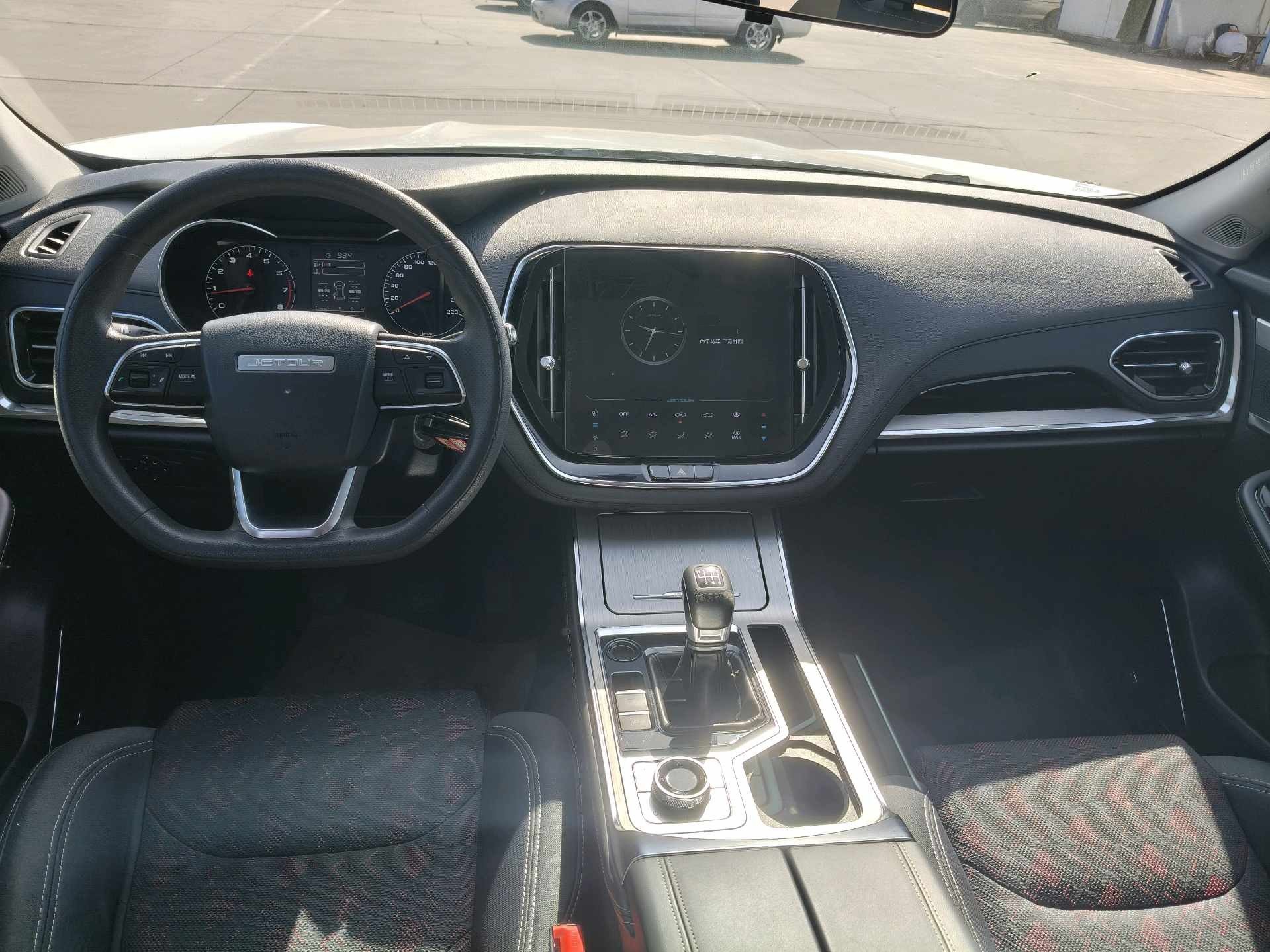 捷途 2020款 X70 1.5T 畅行版6座