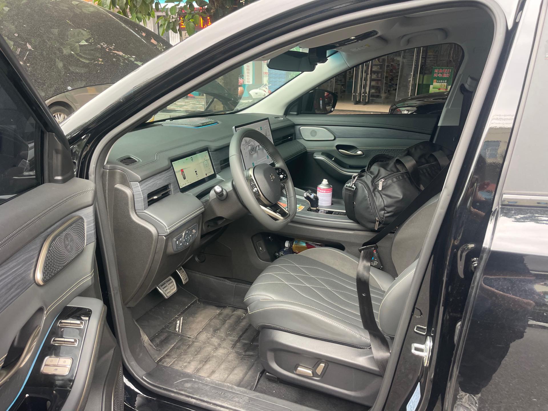 JETOUR 2025 X90 C-DM 1.5T Elite 7-Seater