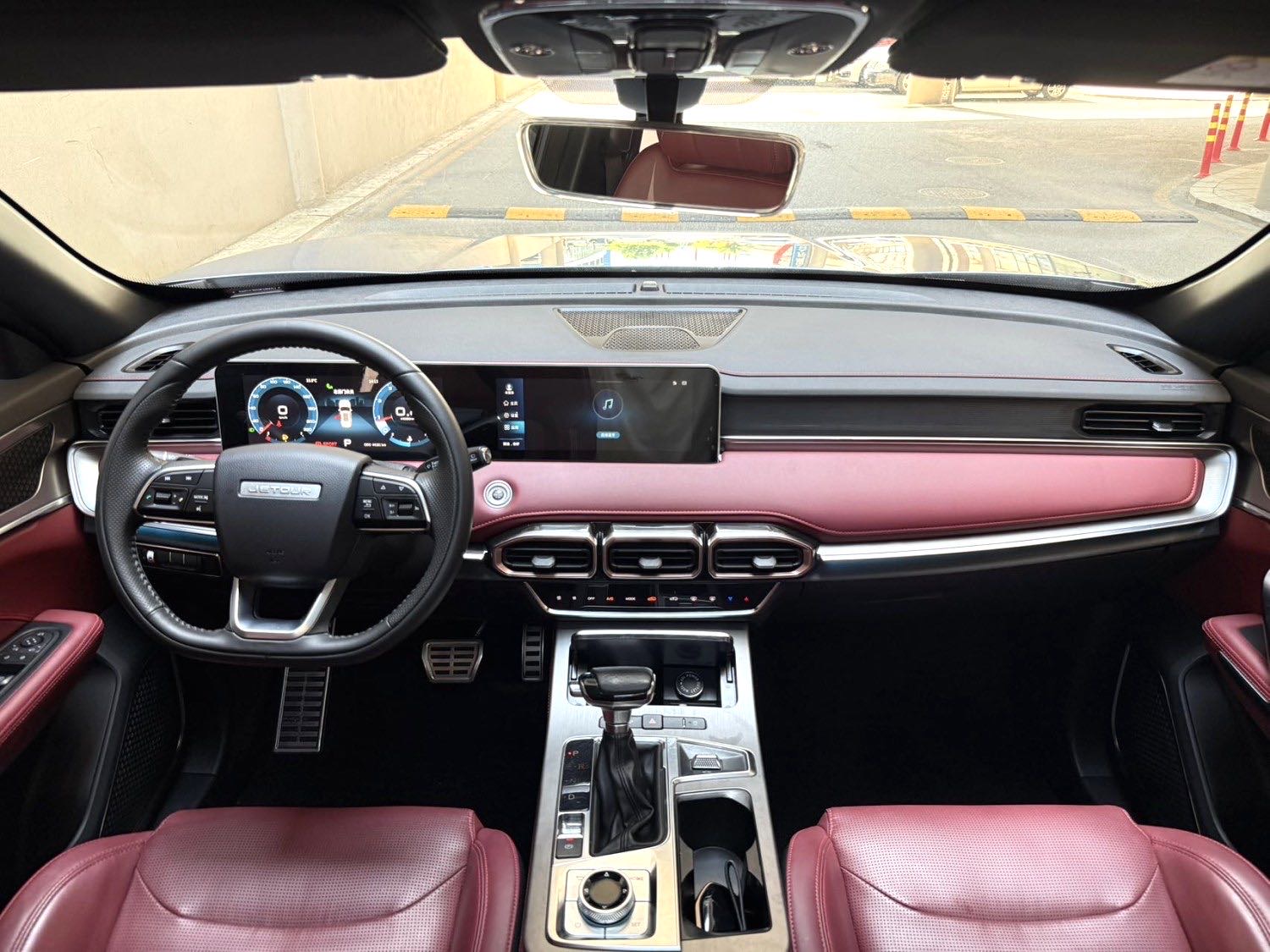 JETOUR 2022 X70 PLUS 1.5T CVT Mountain 7-Seater