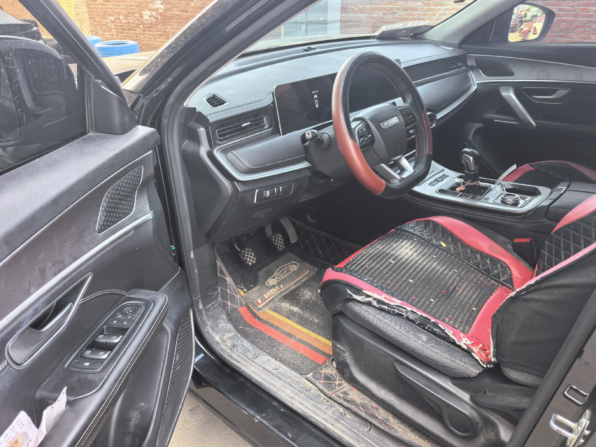 JETOUR 2021 X70 PLUS 1.5T Lei 7-Seater