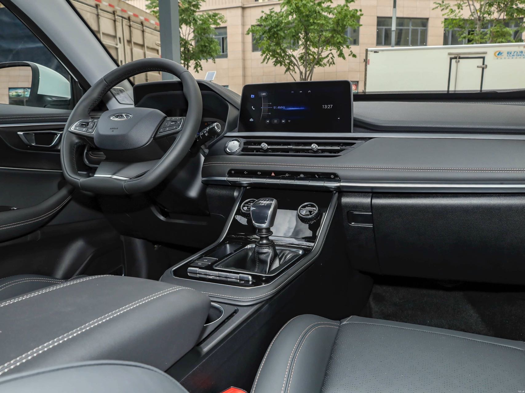 Chery 2025 Tiggo 8 1.5TCI 230TCI Excellence Comfort 5-Seater