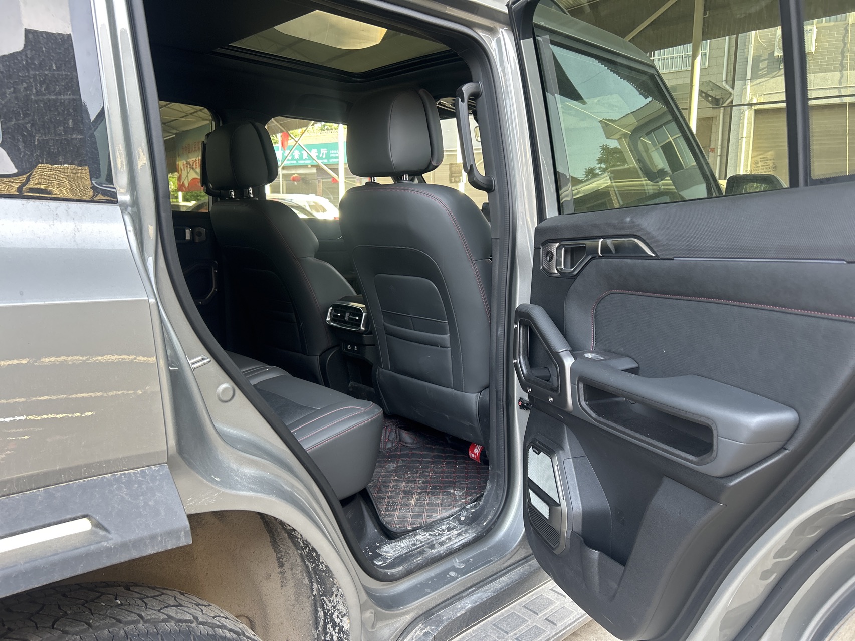 JETOUR 2023 Traveler 2.0T 4WD Conquest PRO