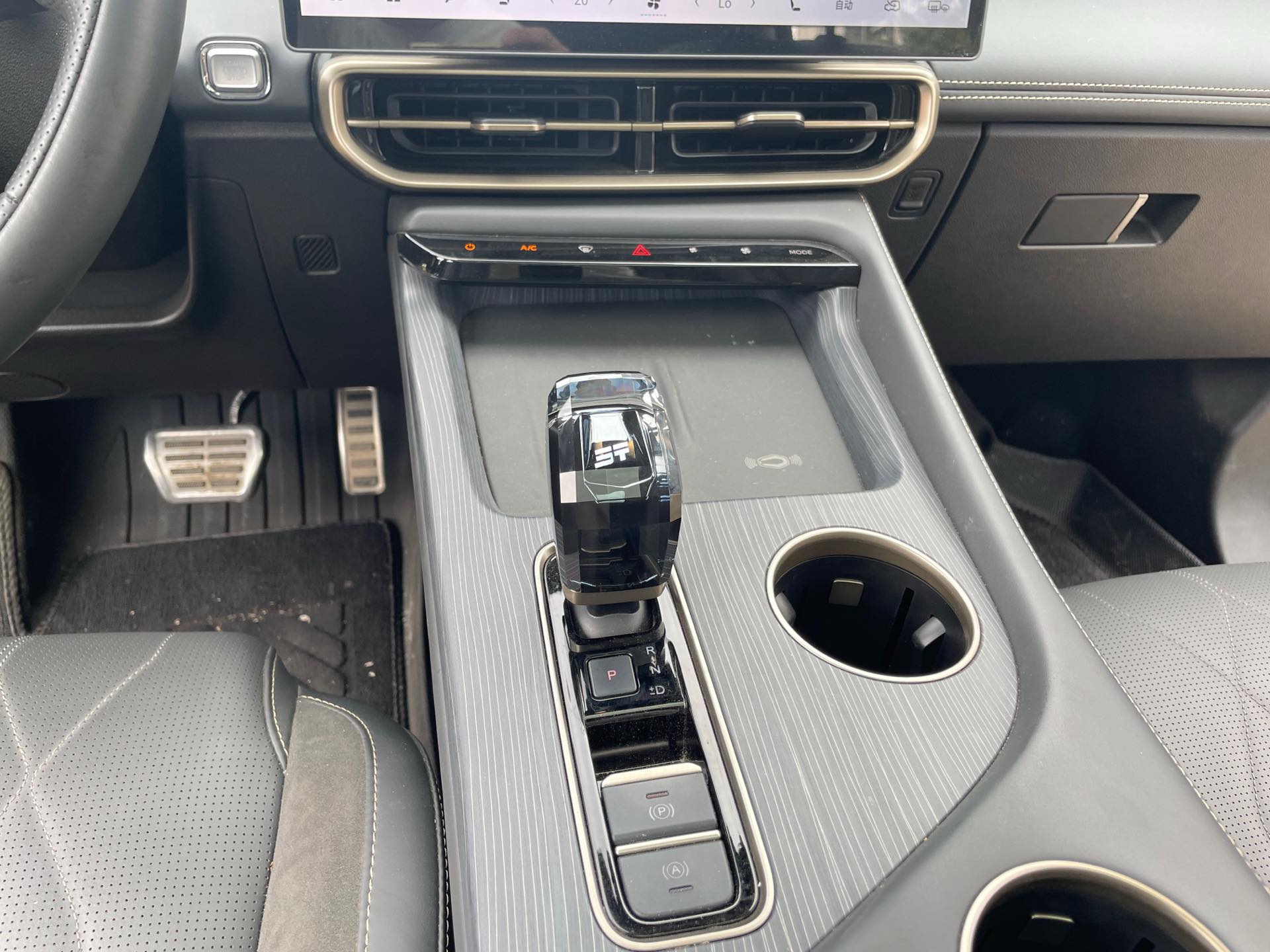 JETOUR 2023 Shanhai L9 1.5TD Pro 7-Seater