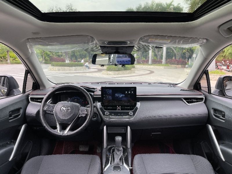 Toyota 2023 Frontlander 2.0 CVT Leading Edition