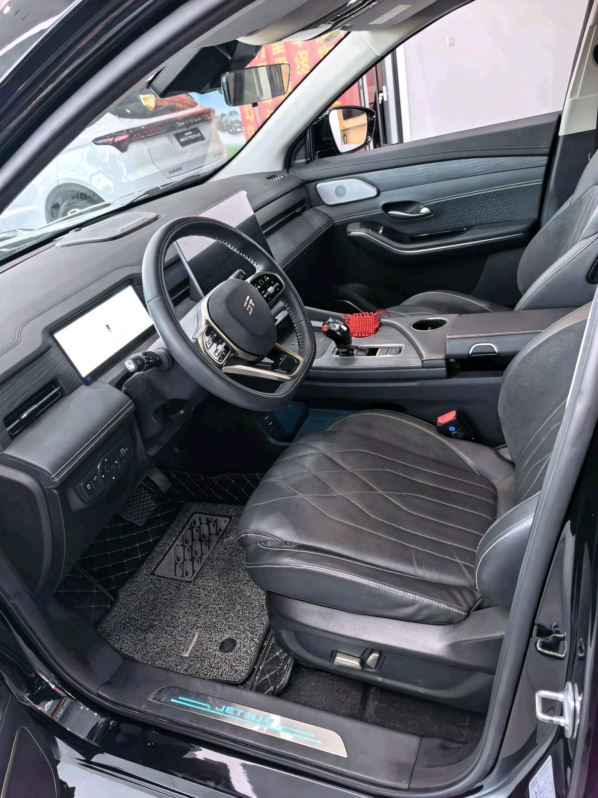 JETOUR 2024 X90 PRO 2.0T Ultimate 7-Seater
