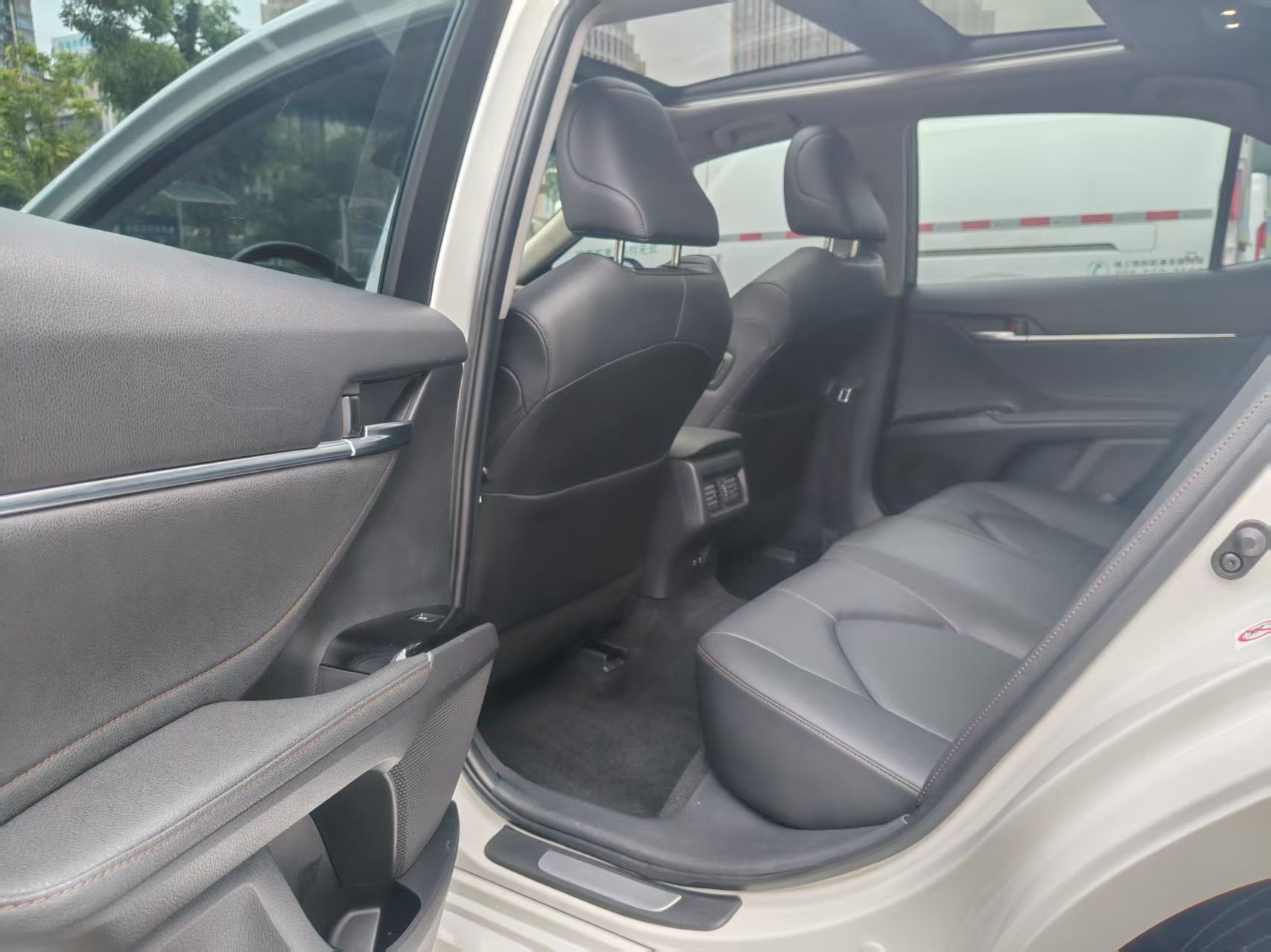 Toyota 2018 Camry 2.5G Luxury