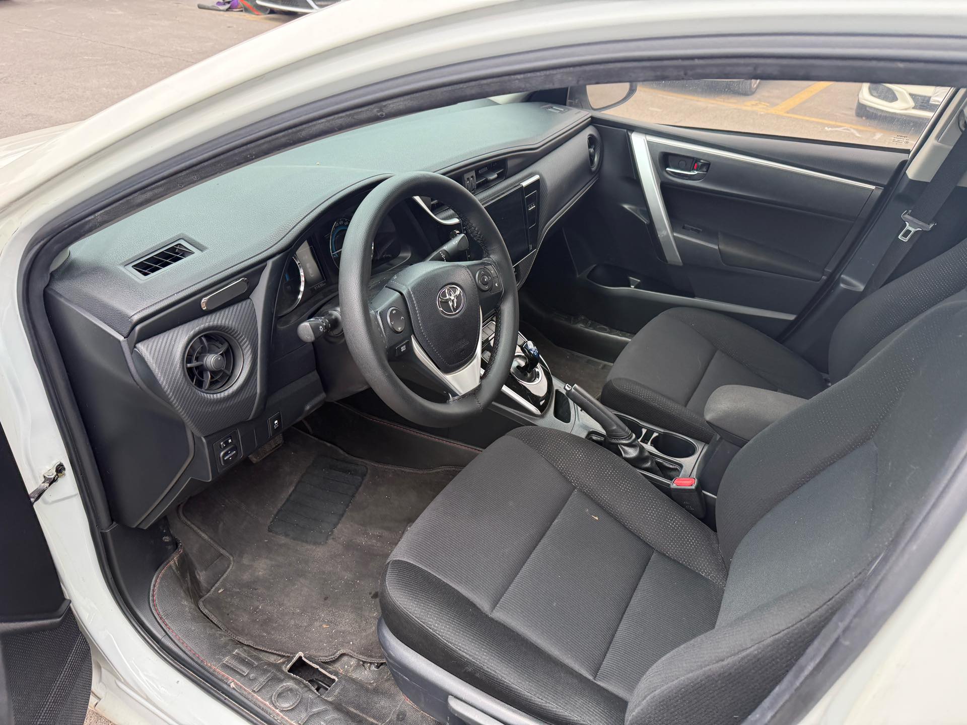 Toyota 2017 Levin Twin Engine 1.8H CVT GS Elite Sunroof Edition (Facelift)
