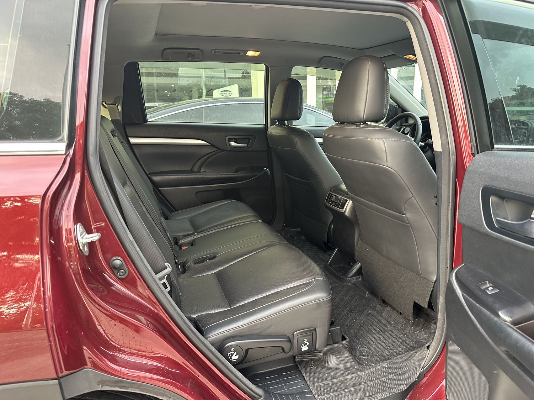 Toyota 2019 Highlander 2.0T 2WD Luxury 7-Seater