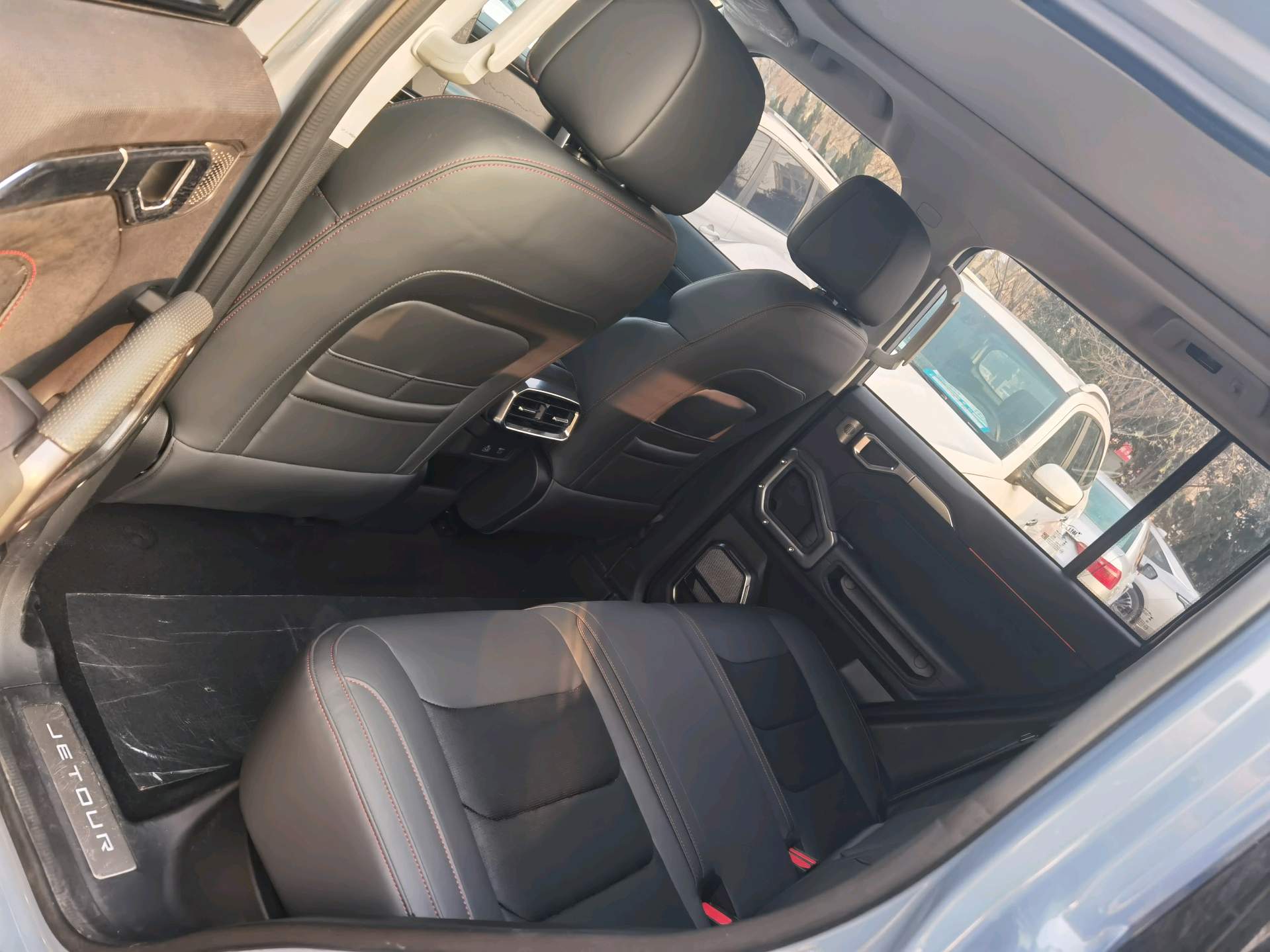 JETOUR 2023 Traveler 2.0T 4WD Cross PRO+