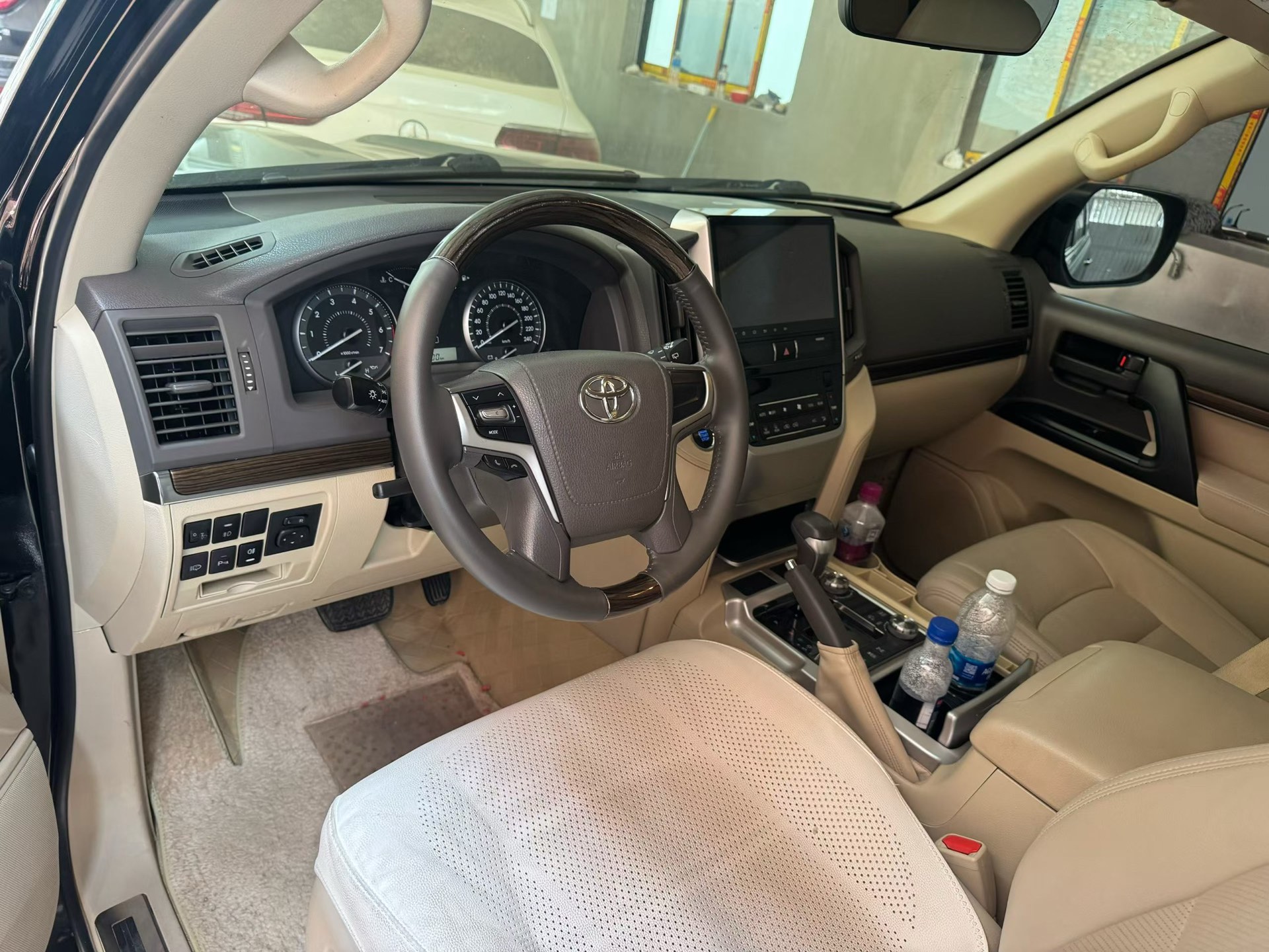 Toyota Land Cruiser (Import) 2019 Land Cruiser 4.0 EXR Middle East Version