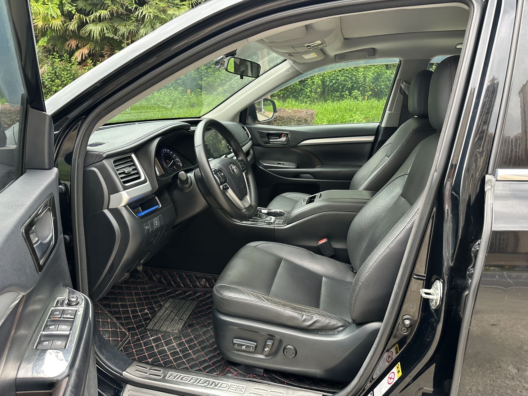 丰田 2015款 汉兰达 2.0T 两驱豪华版7座