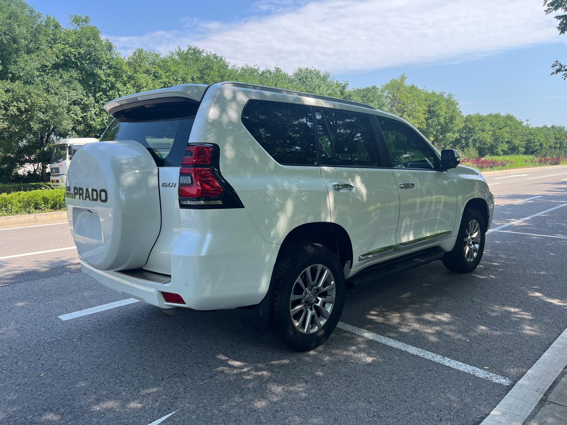 Toyota Prado (Import) 2019 Prado 4.0 GXR Middle East Version