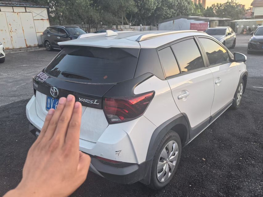 丰田 雅力士 2022款 YARiS L 致炫 X 1.5 无级 领先PLUS版