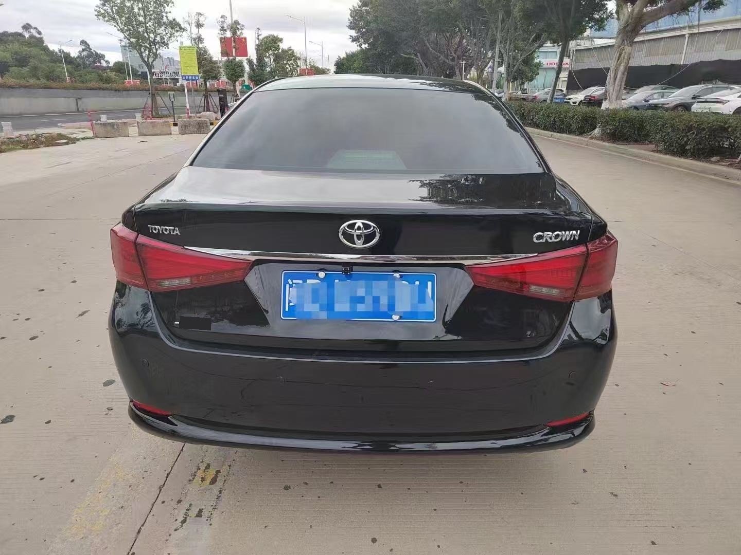 Toyota 2015 Crown 2.0T Fashion Edition