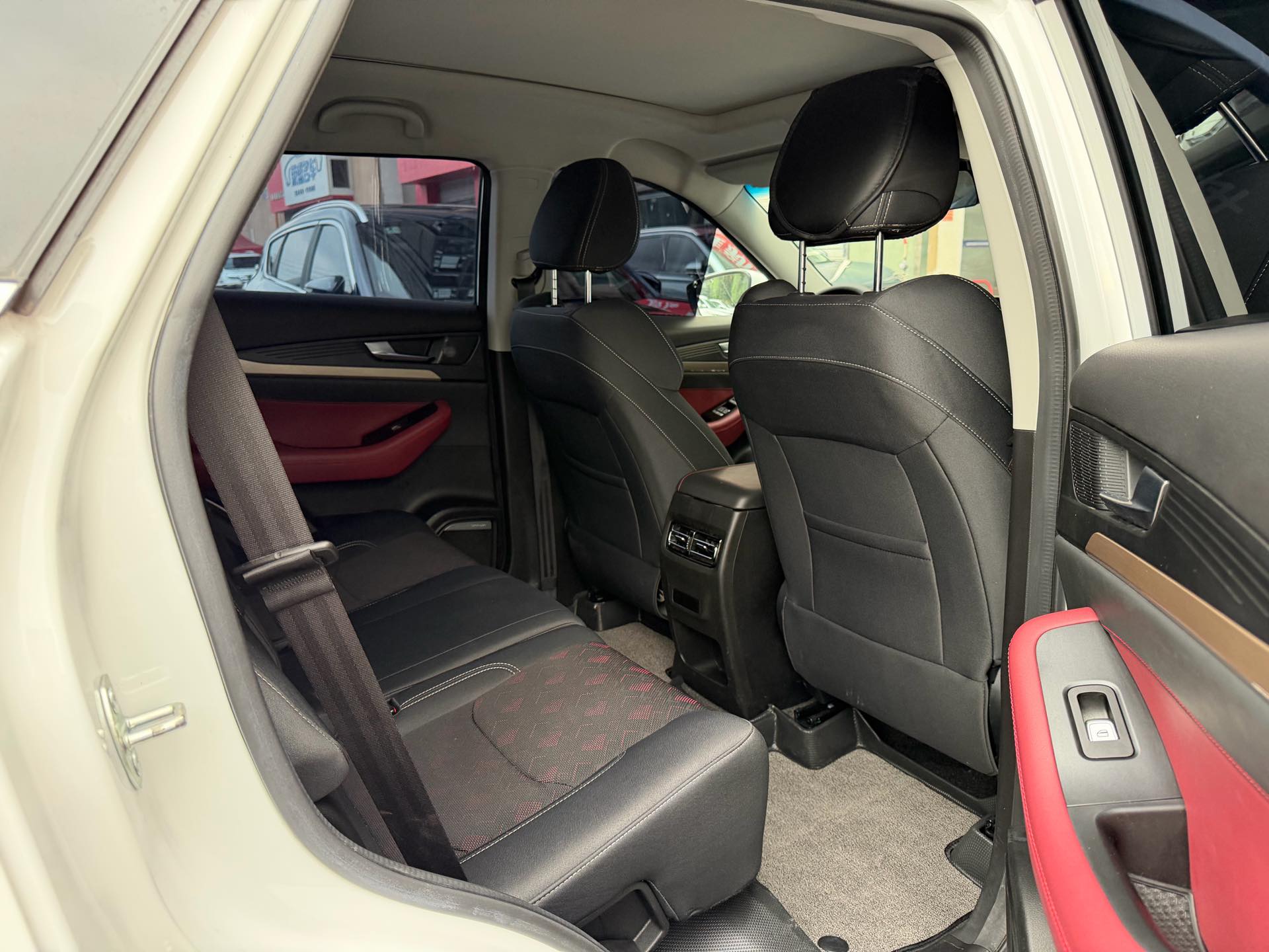 JETOUR 2023 X70 1.5T Beyond PRO 5-Seater