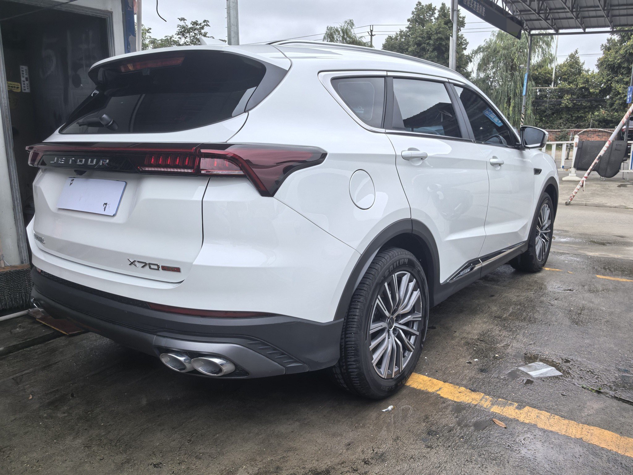 JETOUR 2025 X70 PLUS 1.5T Champion Edition PRO 7-Seater