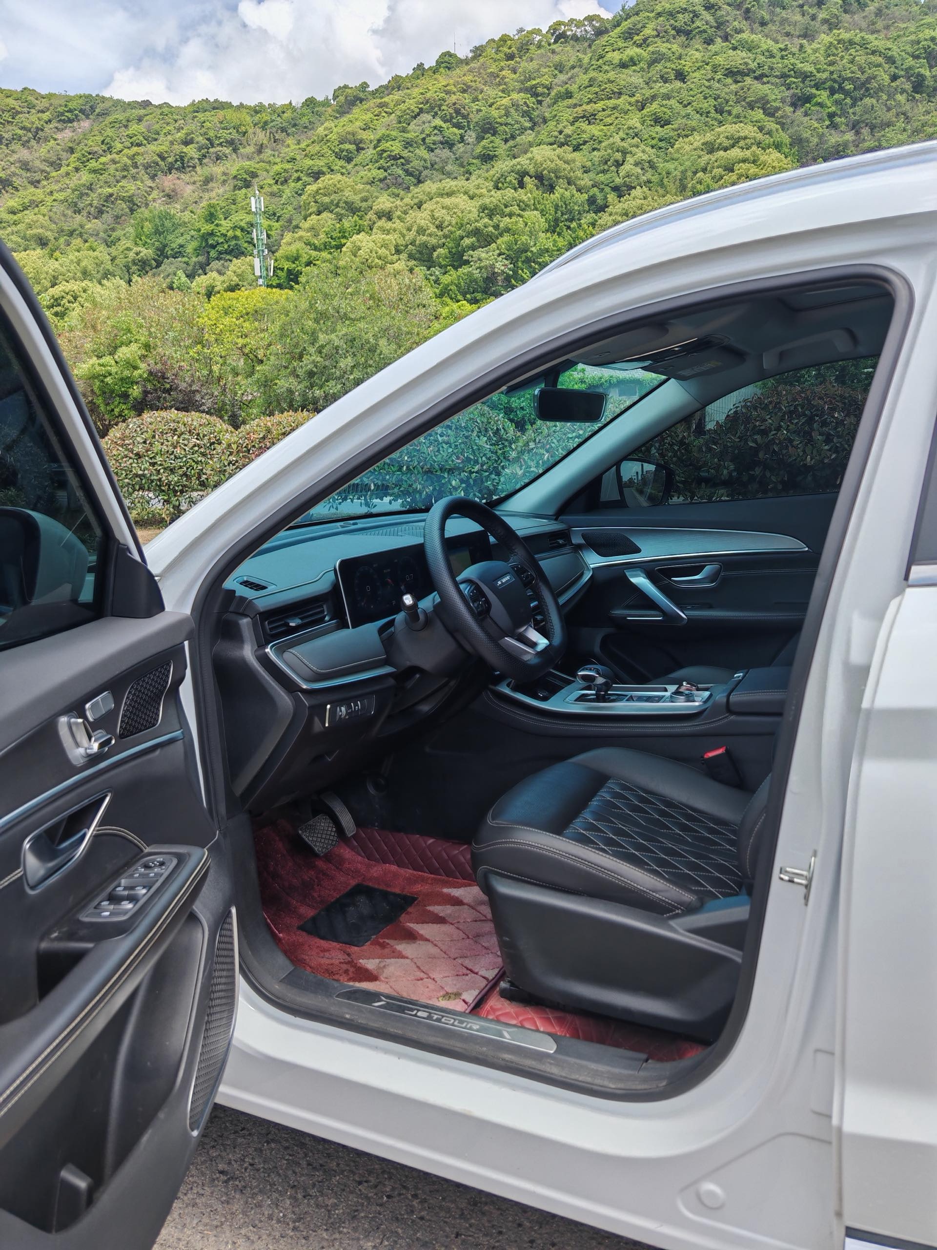 JETOUR 2024 X70 PLUS 1.5T Champion Edition PRO 5-Seater
