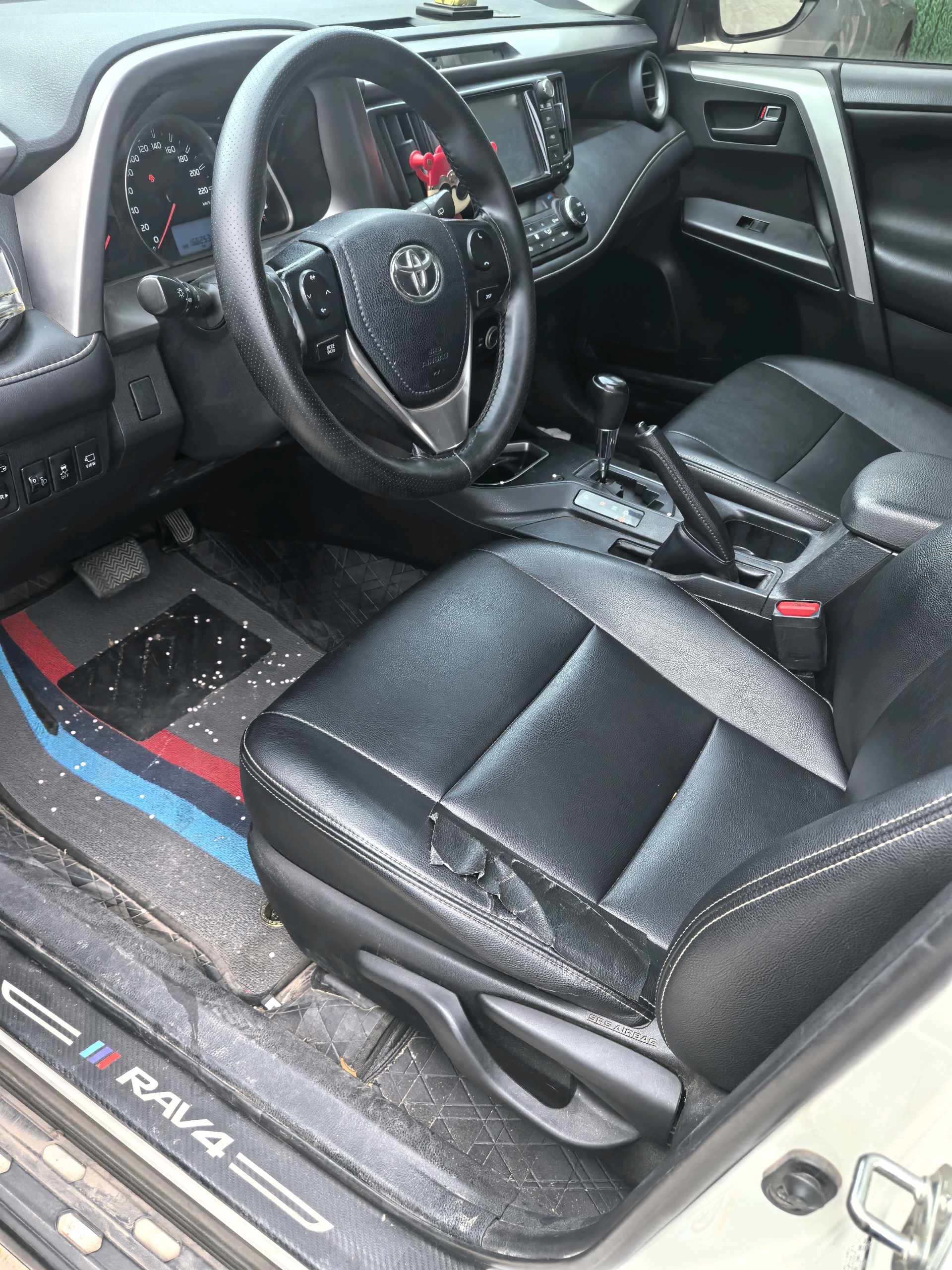 Toyota 2016 RAV4 2.0 CVT 2WD Fashion Edition