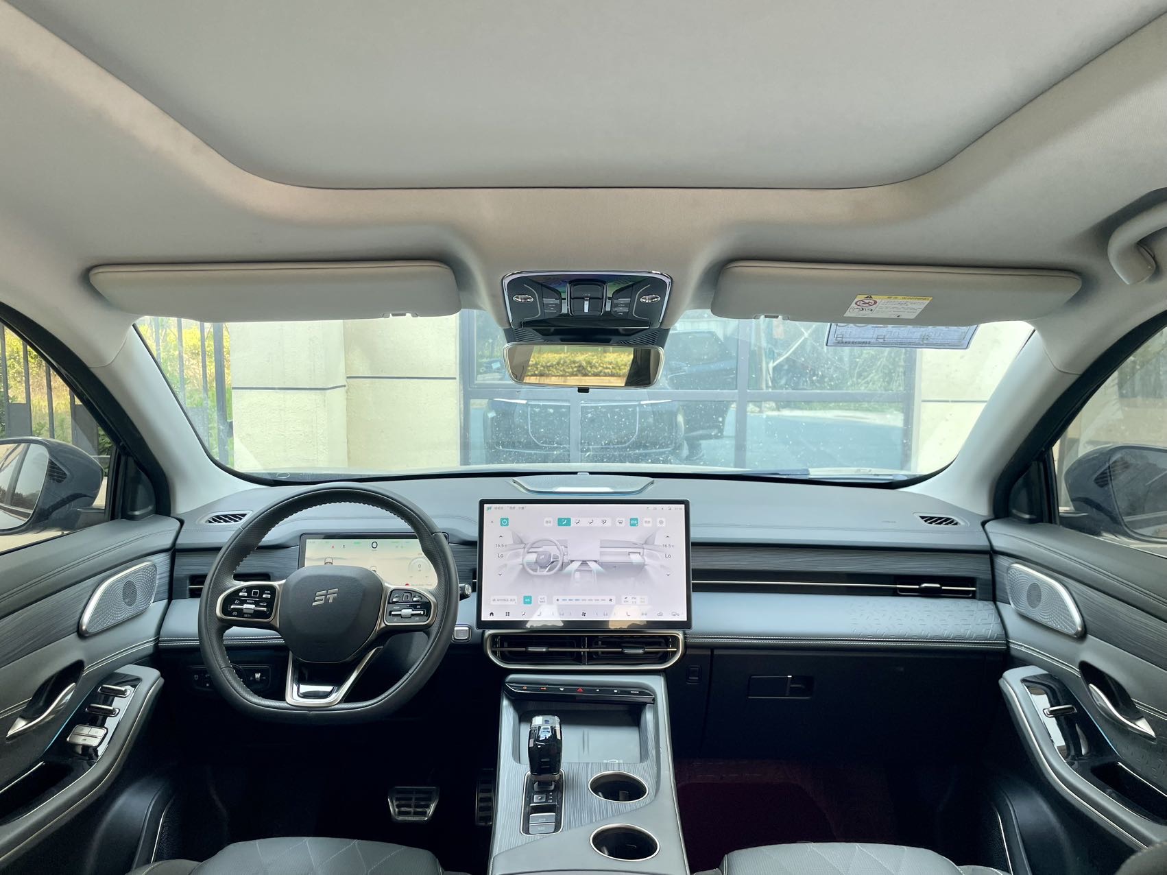 JETOUR 2025 Shanhai L9 1.5TD Executive 7-Seater
